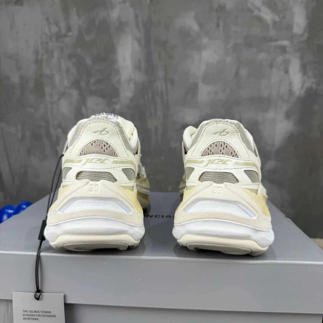 Кроссовки Женские Balenciaga 17787124