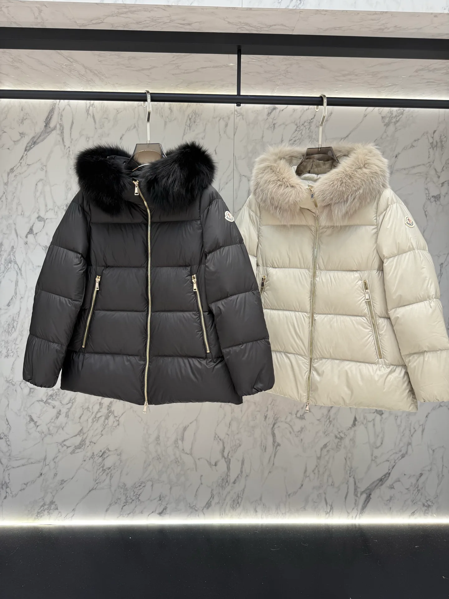 Куртки И Пуховики Женские Moncler 19426819