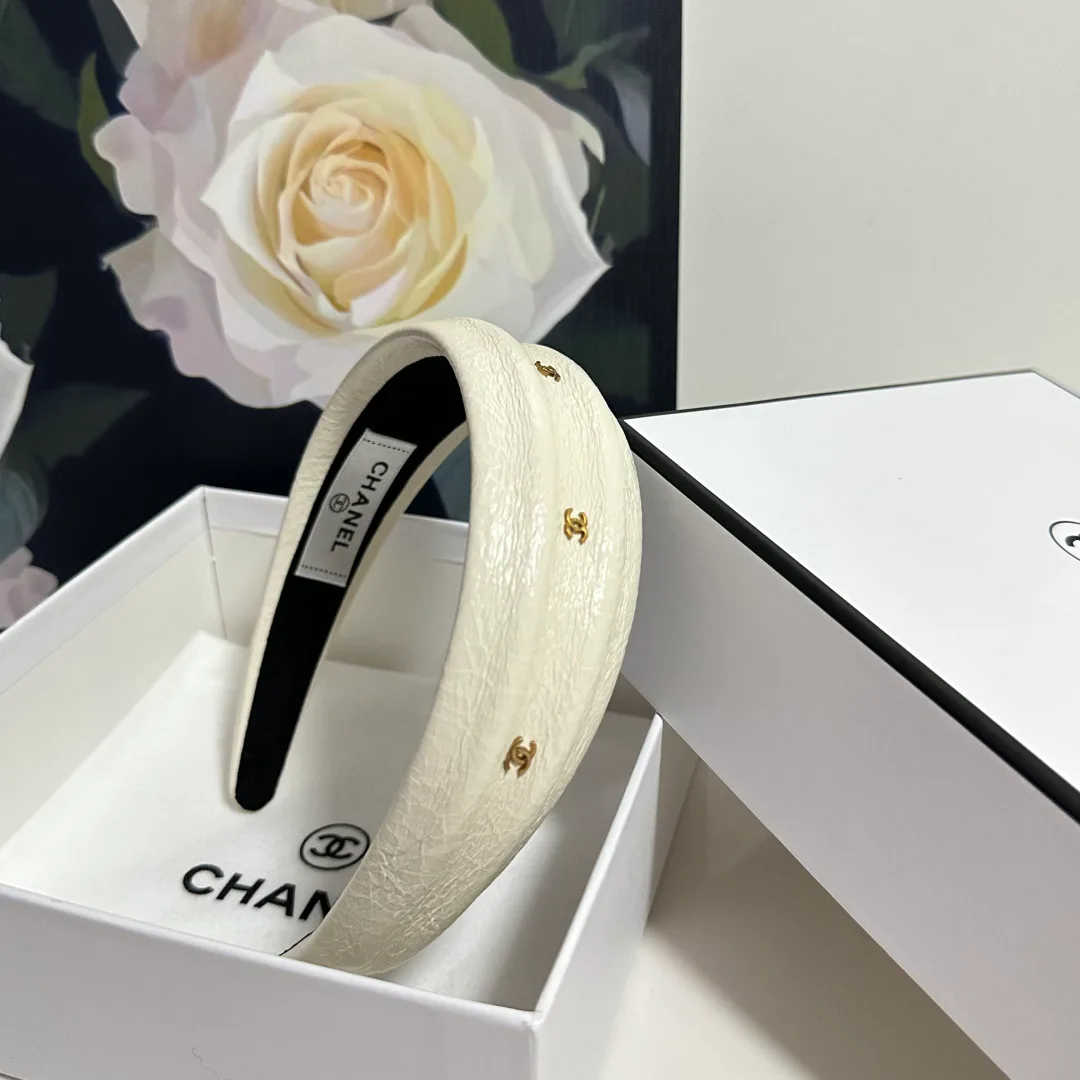 Головные Уборы Chanel 11469191
