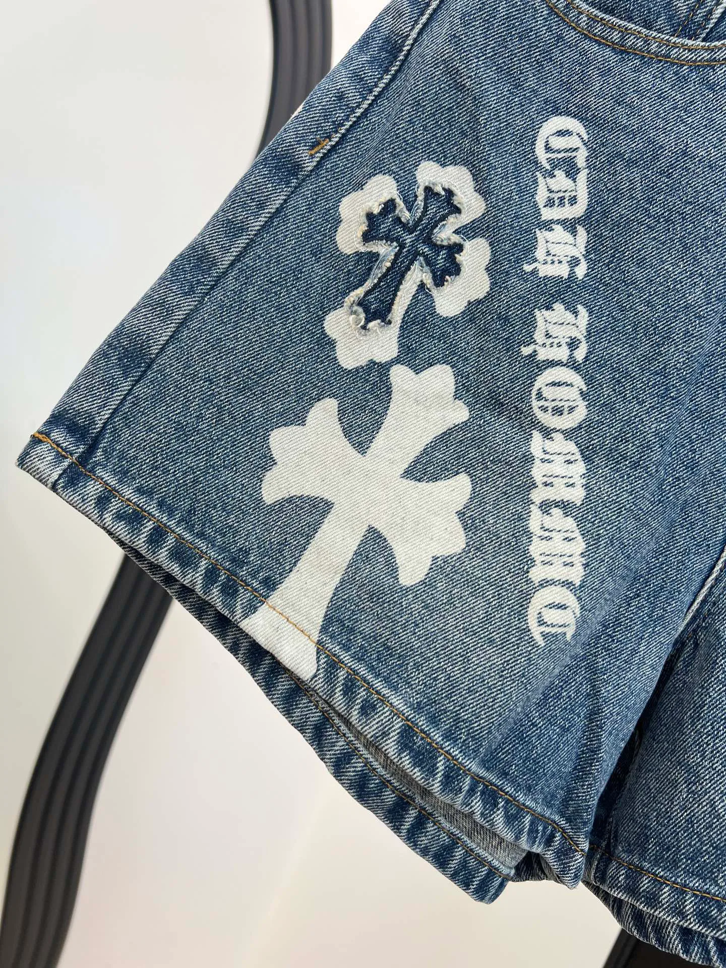 Шорты Женские Chrome Hearts 11544517