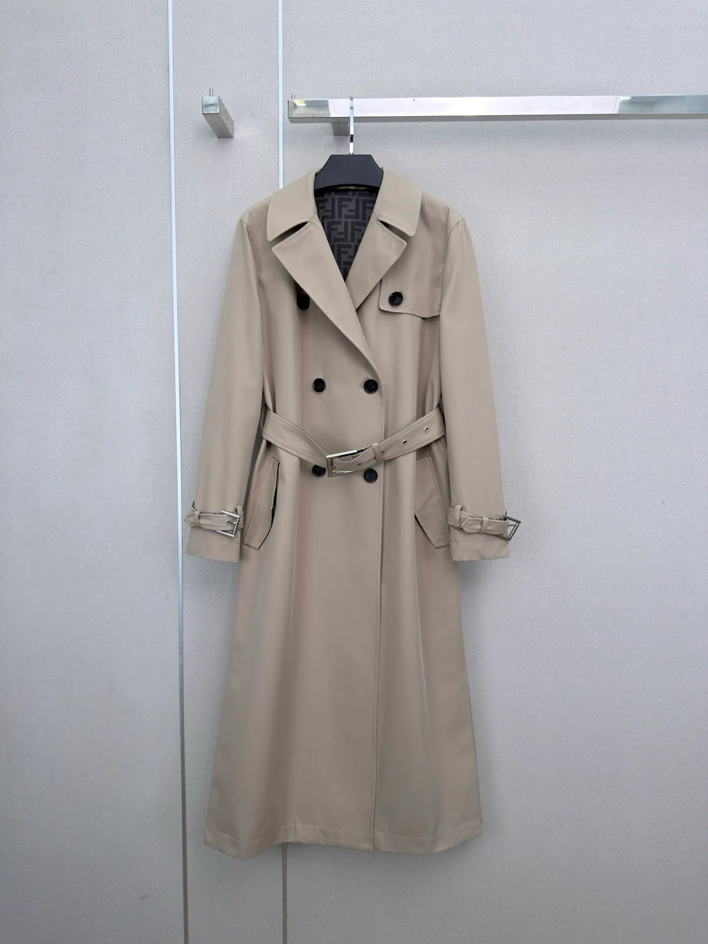 Тренчи Женские Fendi 18963147