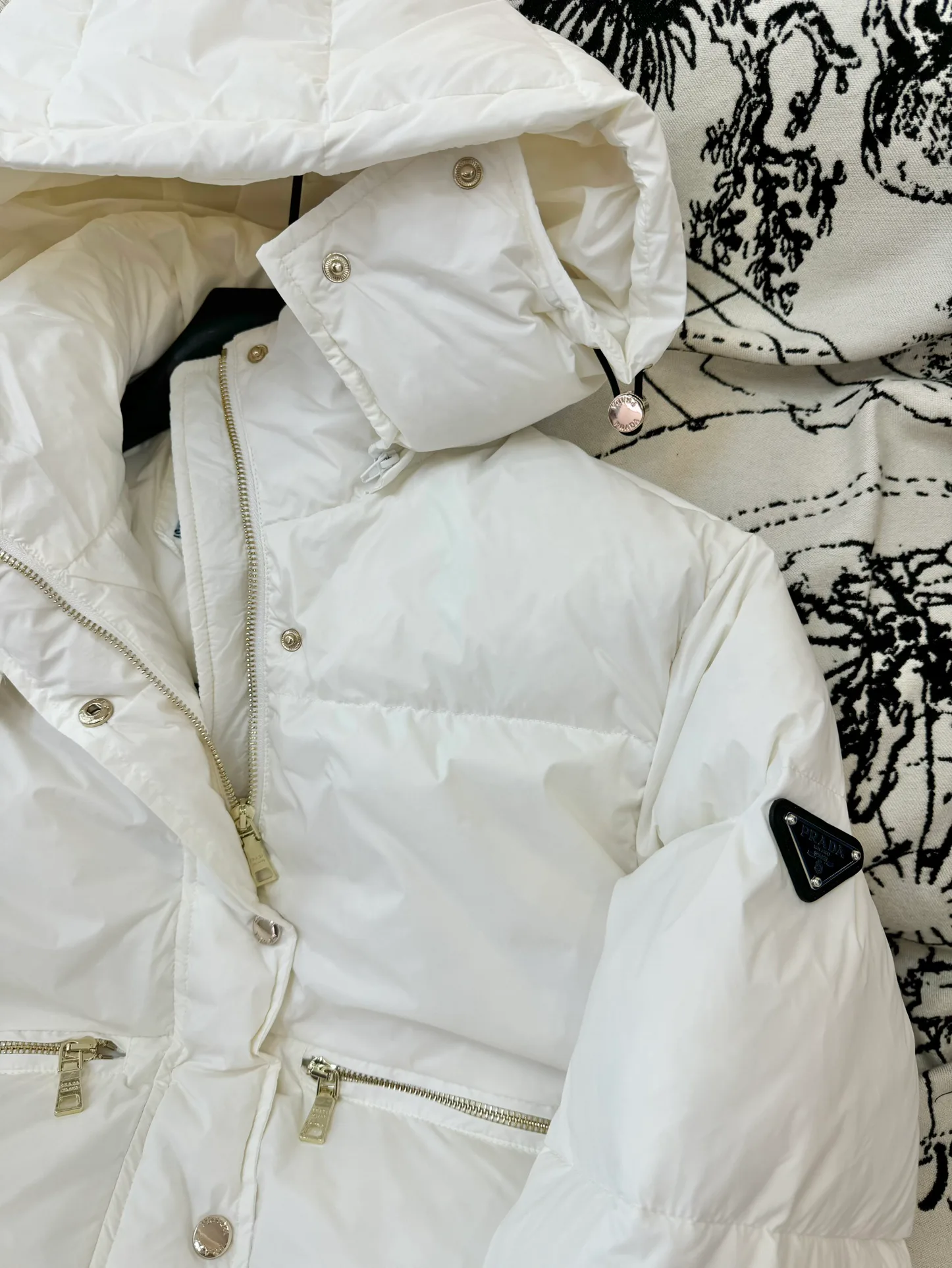 Куртки И Пуховики Женские Prada 18133795