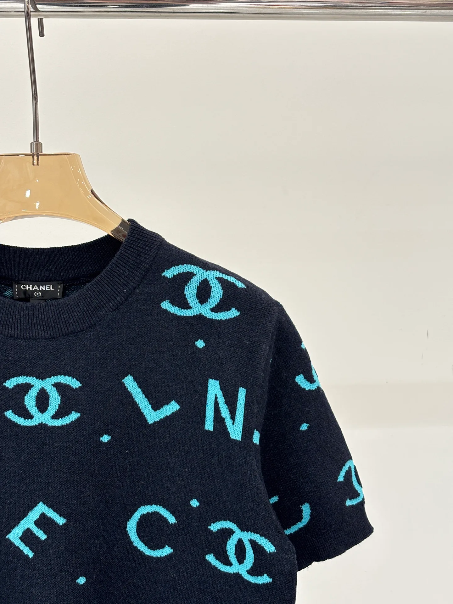 Топы Женские Chanel 10027194