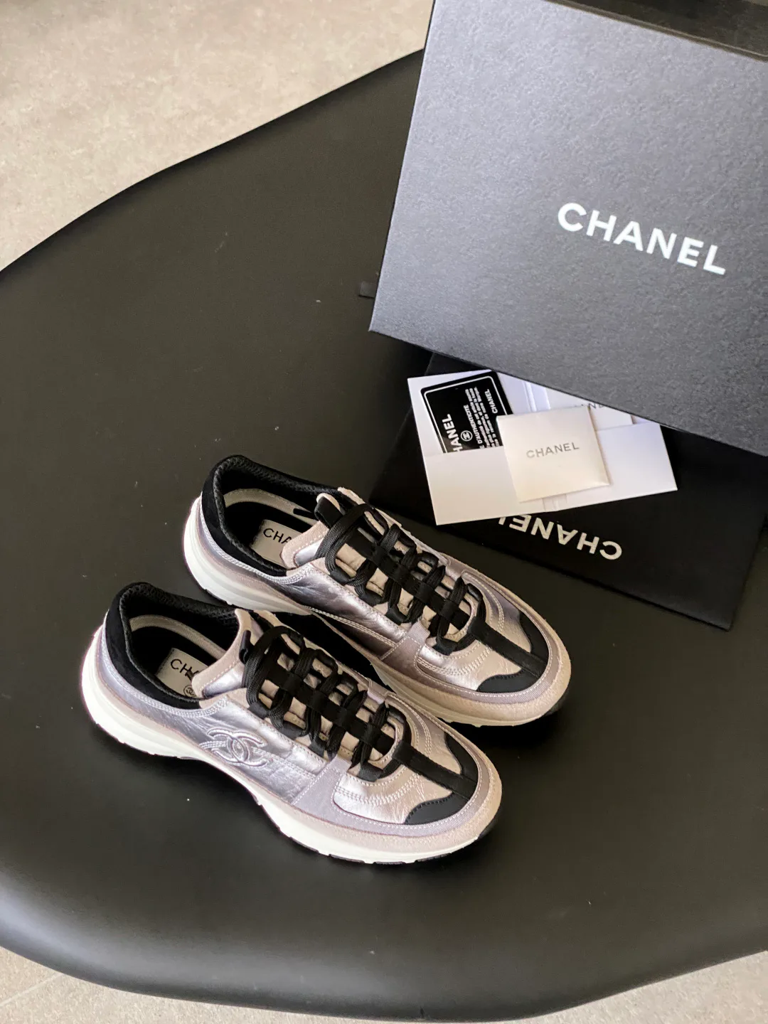 Кроссовки Женские Chanel 19044367