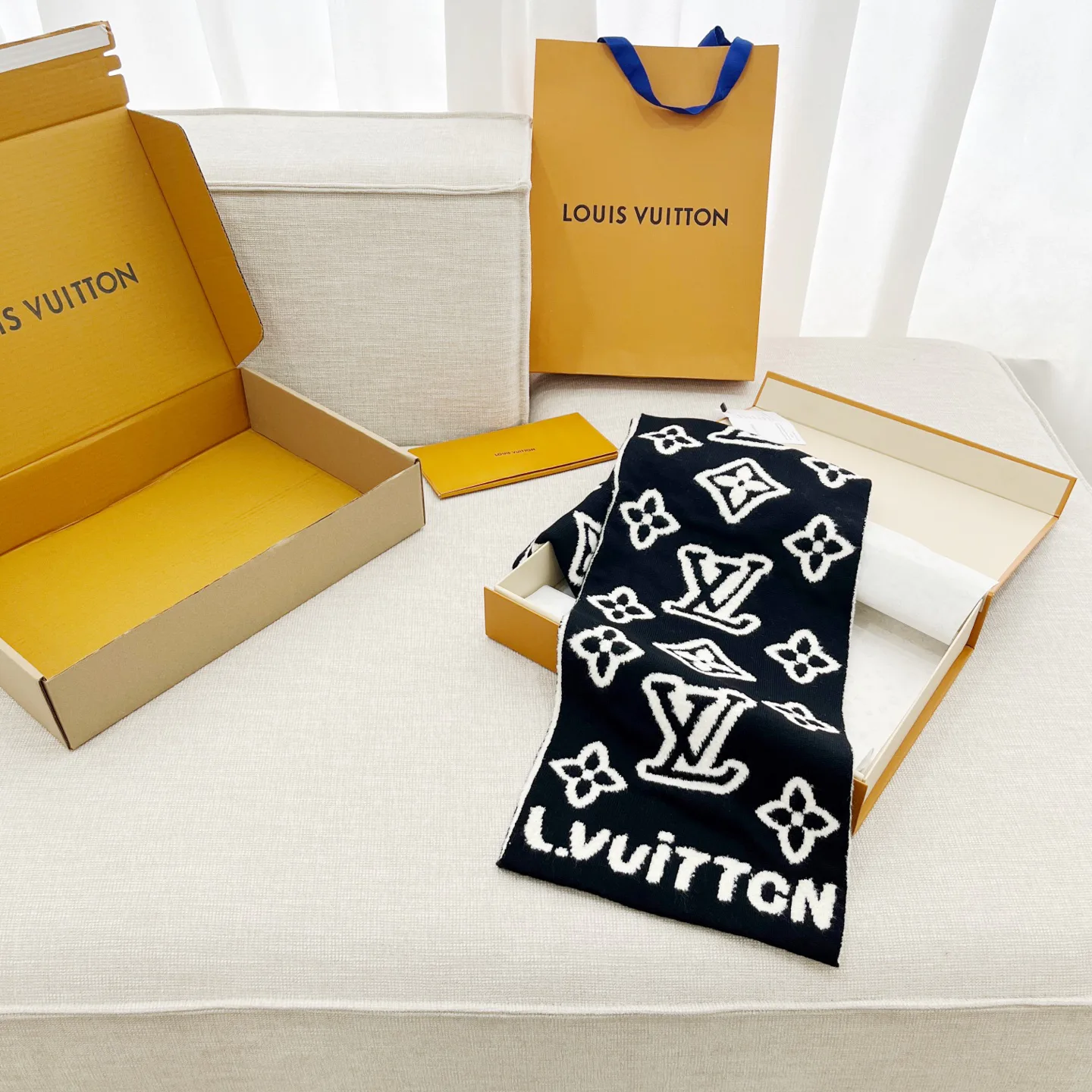 Шарфы Louis Vuitton 2957972