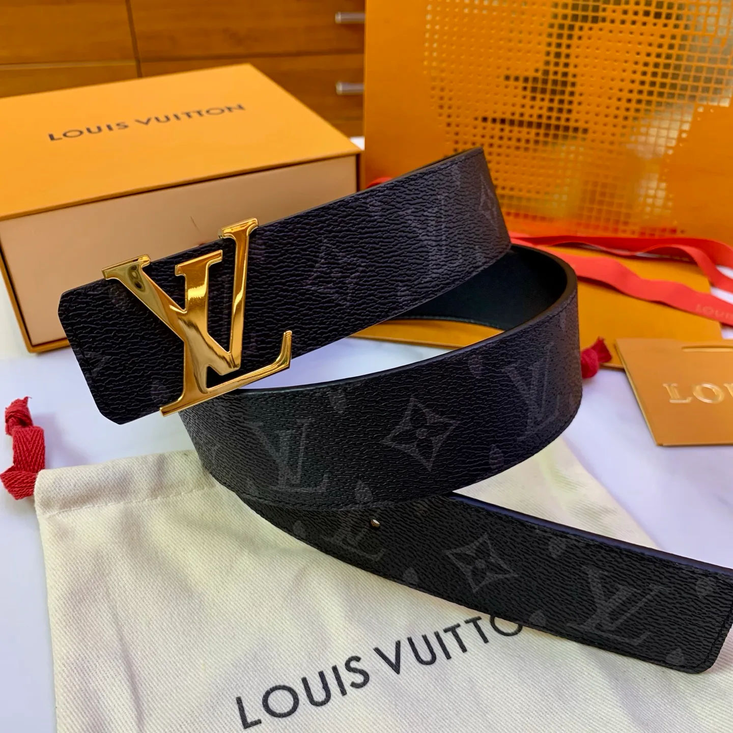 Ремни Louis Vuitton 17682155