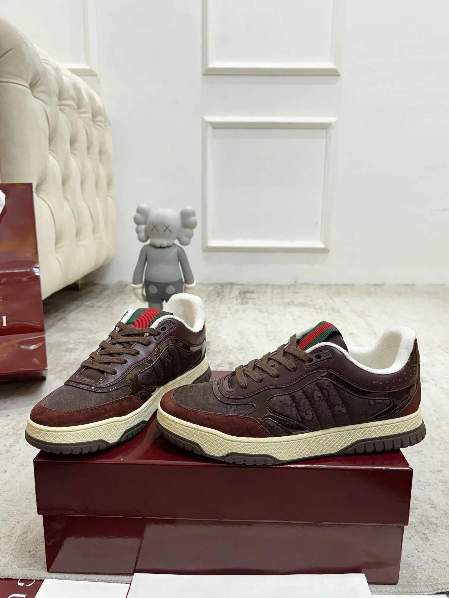 Кроссовки Женские Gucci 1021269