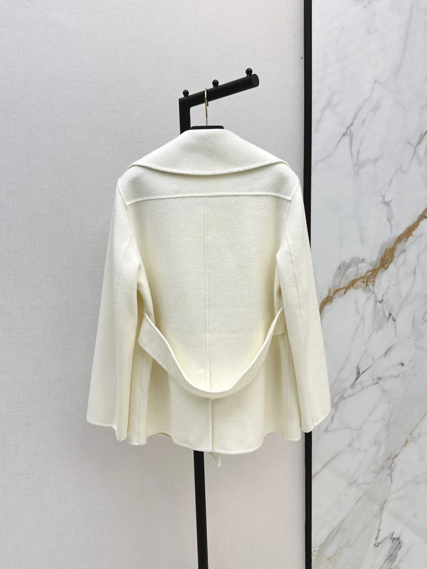 Пальто Женские Valentino 5876355