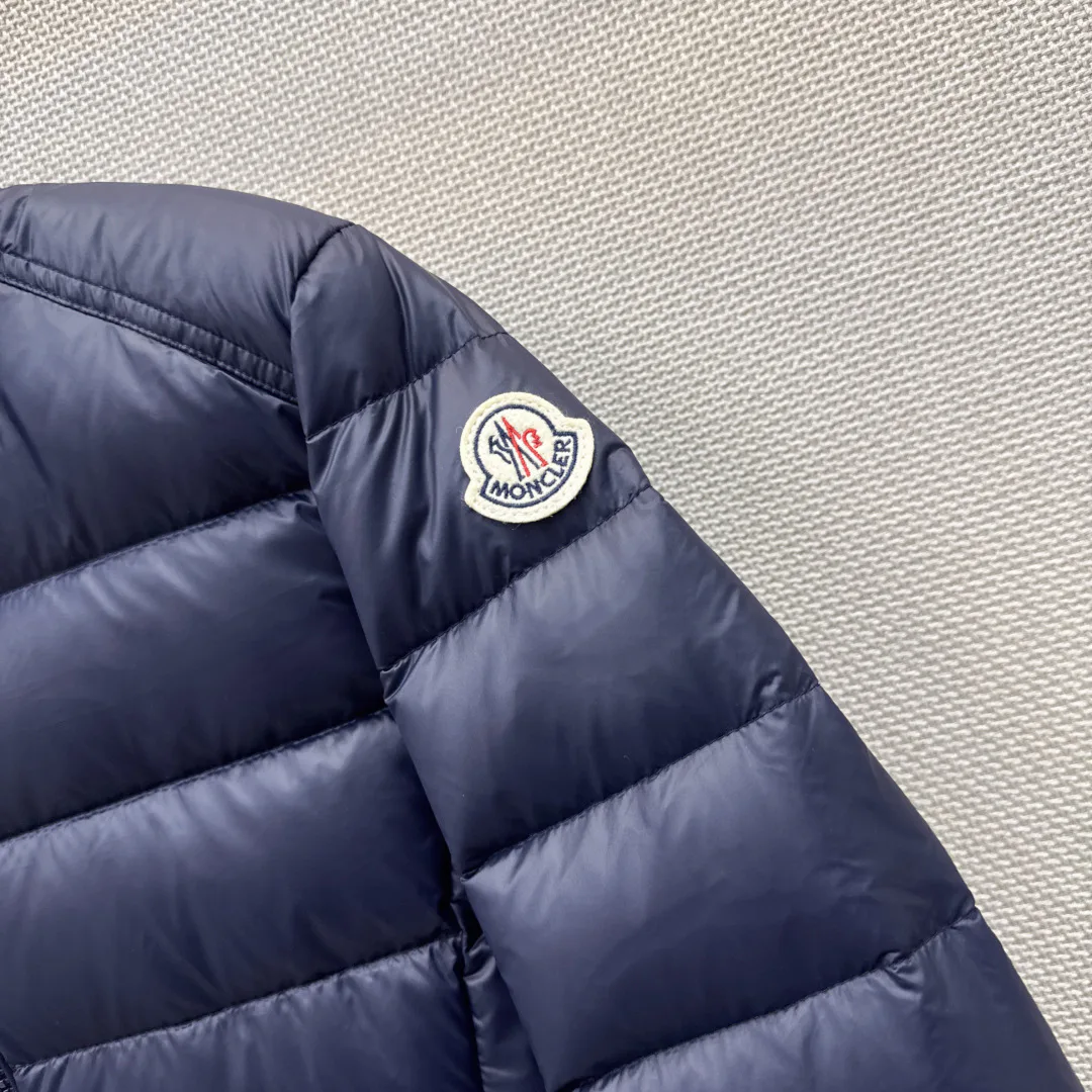 Куртки И Пуховики Женские Moncler 18450479