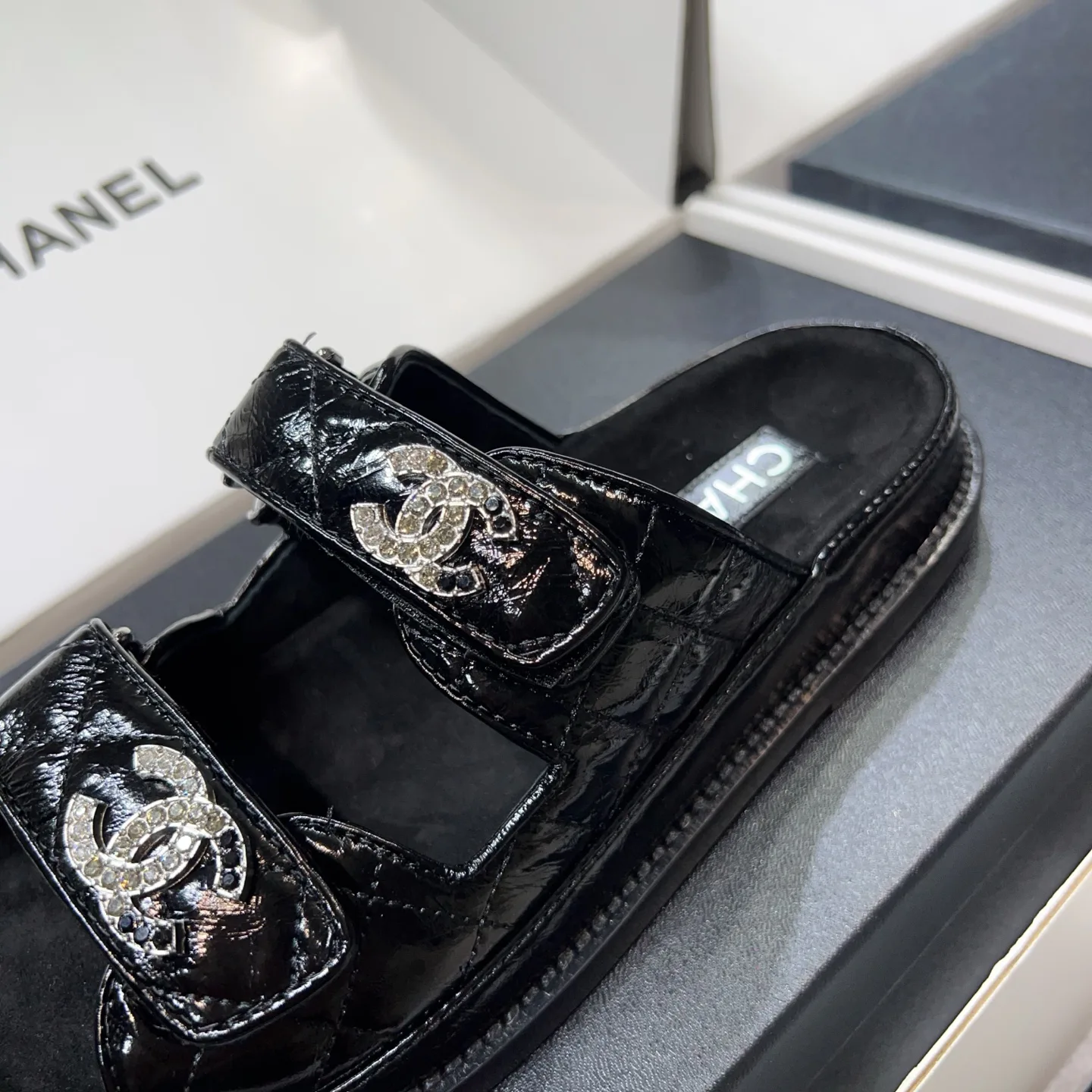 Шлепанцы Женские Chanel 23270