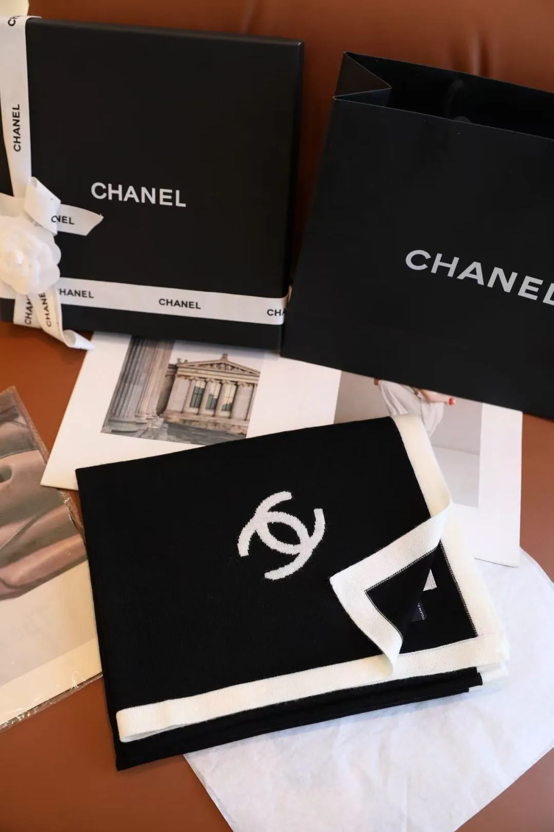 Шарфы Chanel 18127779