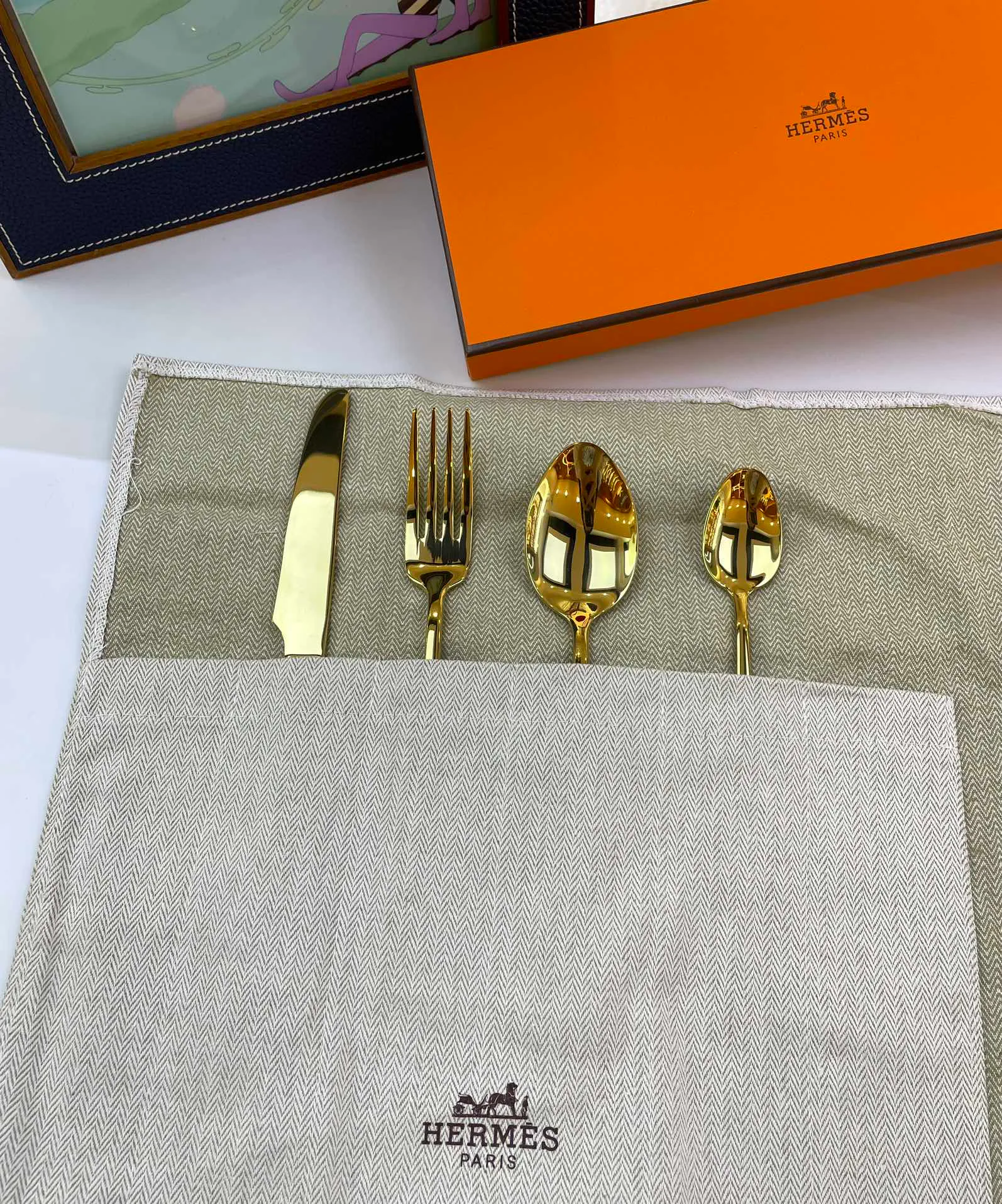 Посуда Hermes 380187