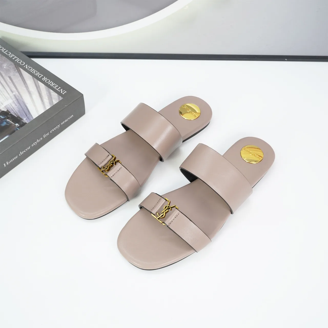 Сандалии Женские Saint Laurent 11890899