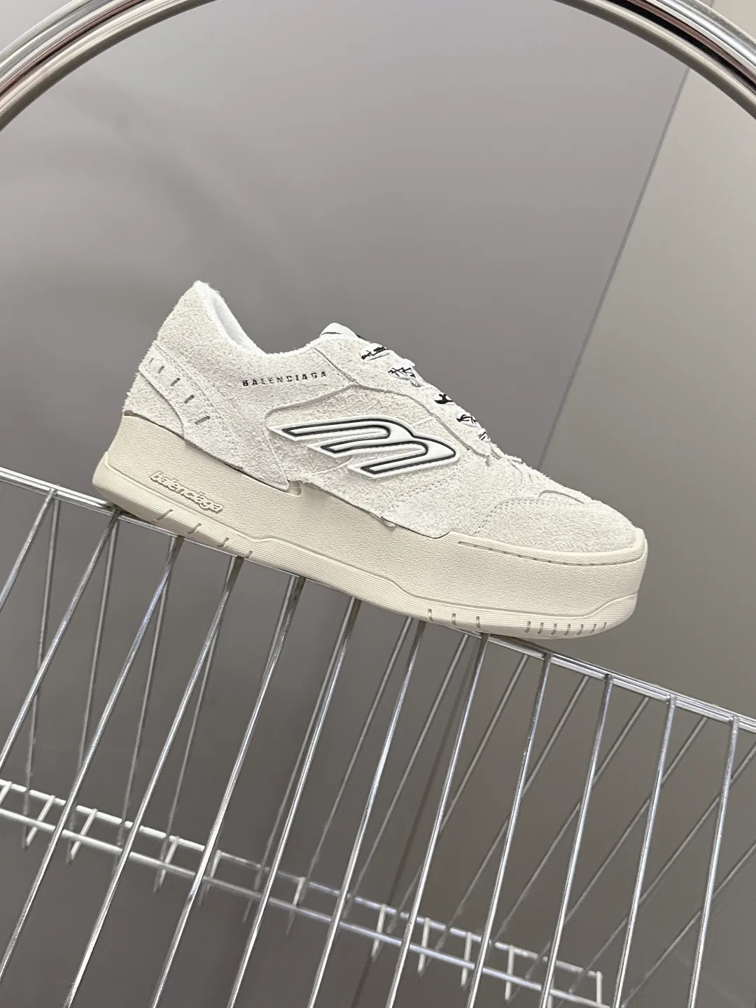 Кроссовки Женские Balenciaga 11567514