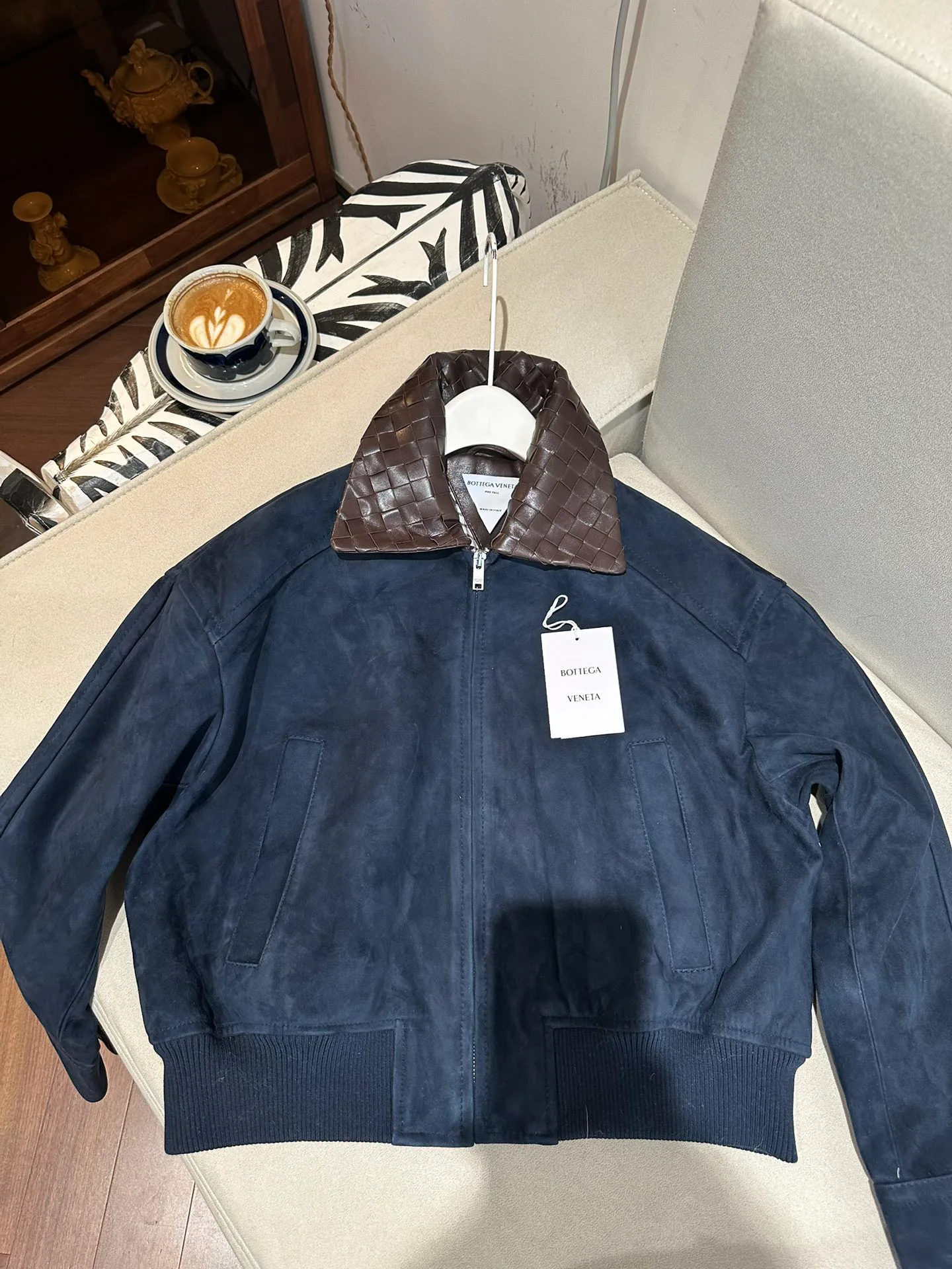 Кожаные Куртки И Дублёнки Женские Bottega Veneta 3078216