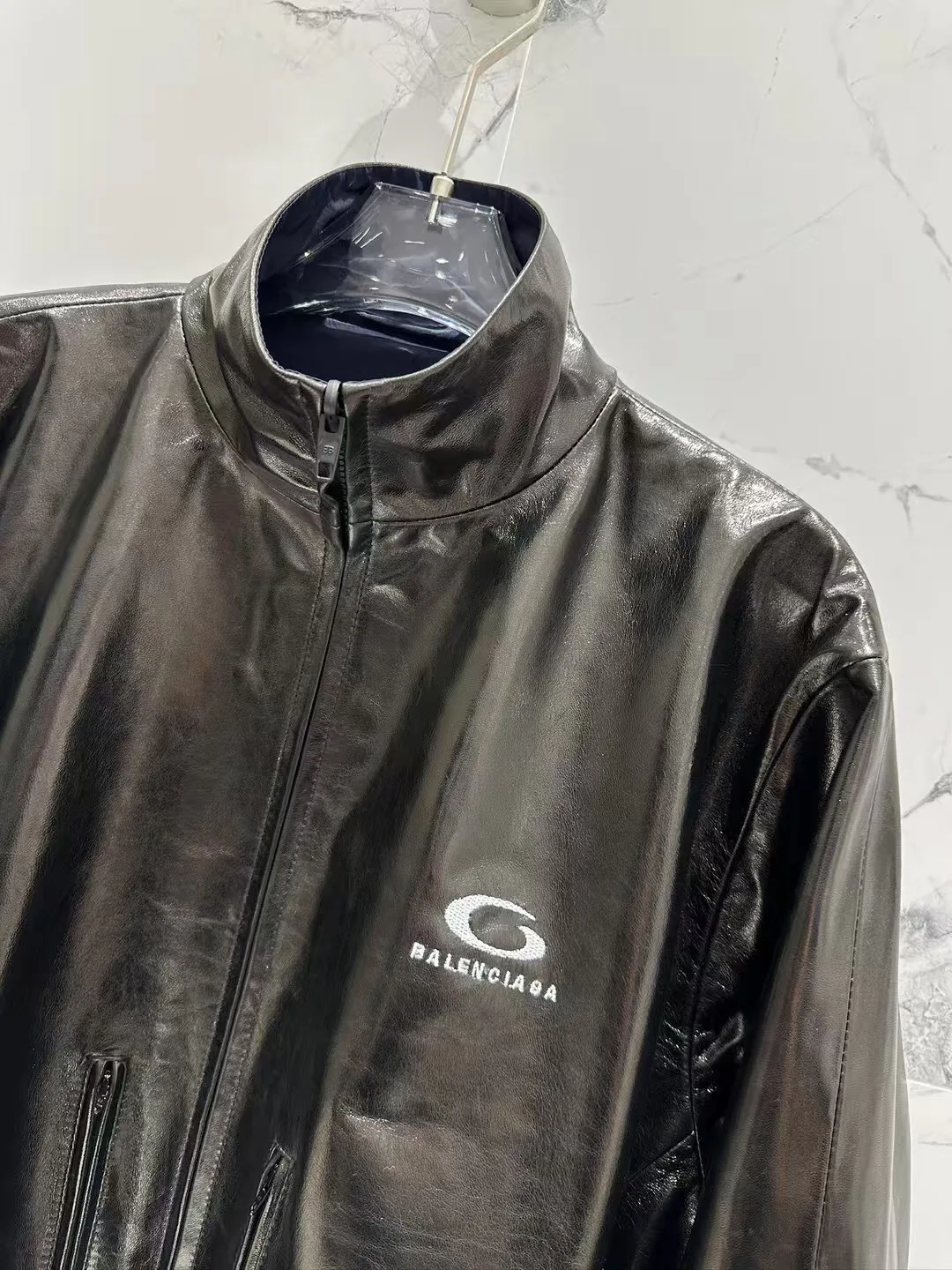 Кожаные Куртки И Дублёнки Женские Balenciaga 11544817