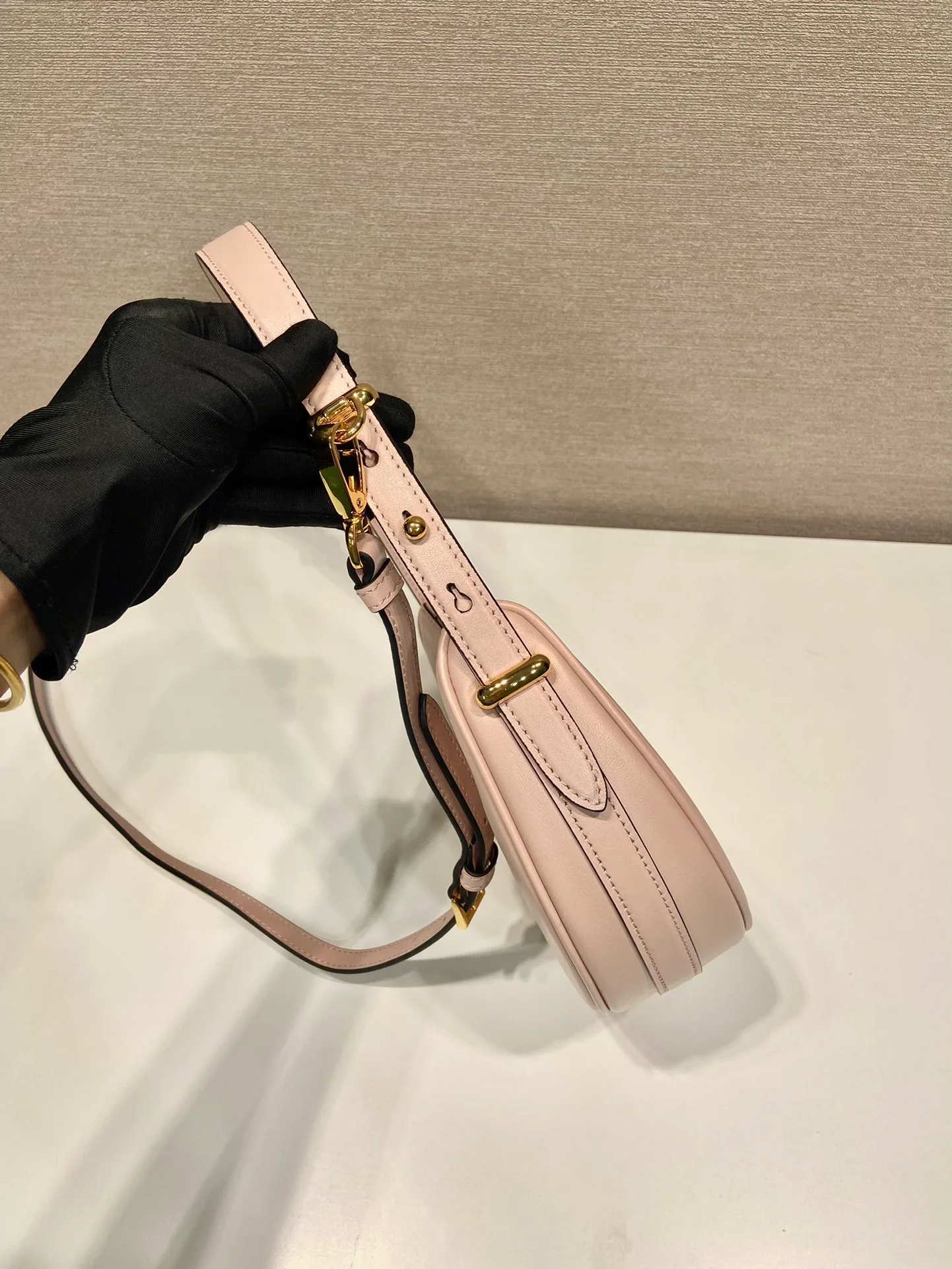 Классические Сумки Женские Prada 17637