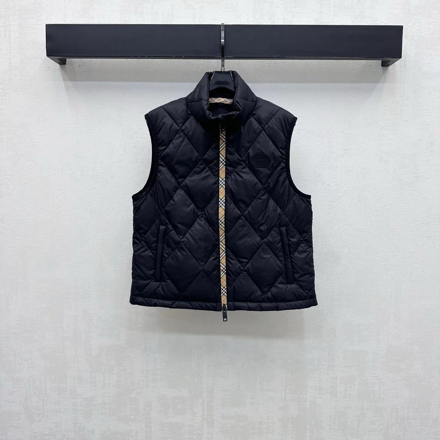 Жилеты Женские Burberry 18529712