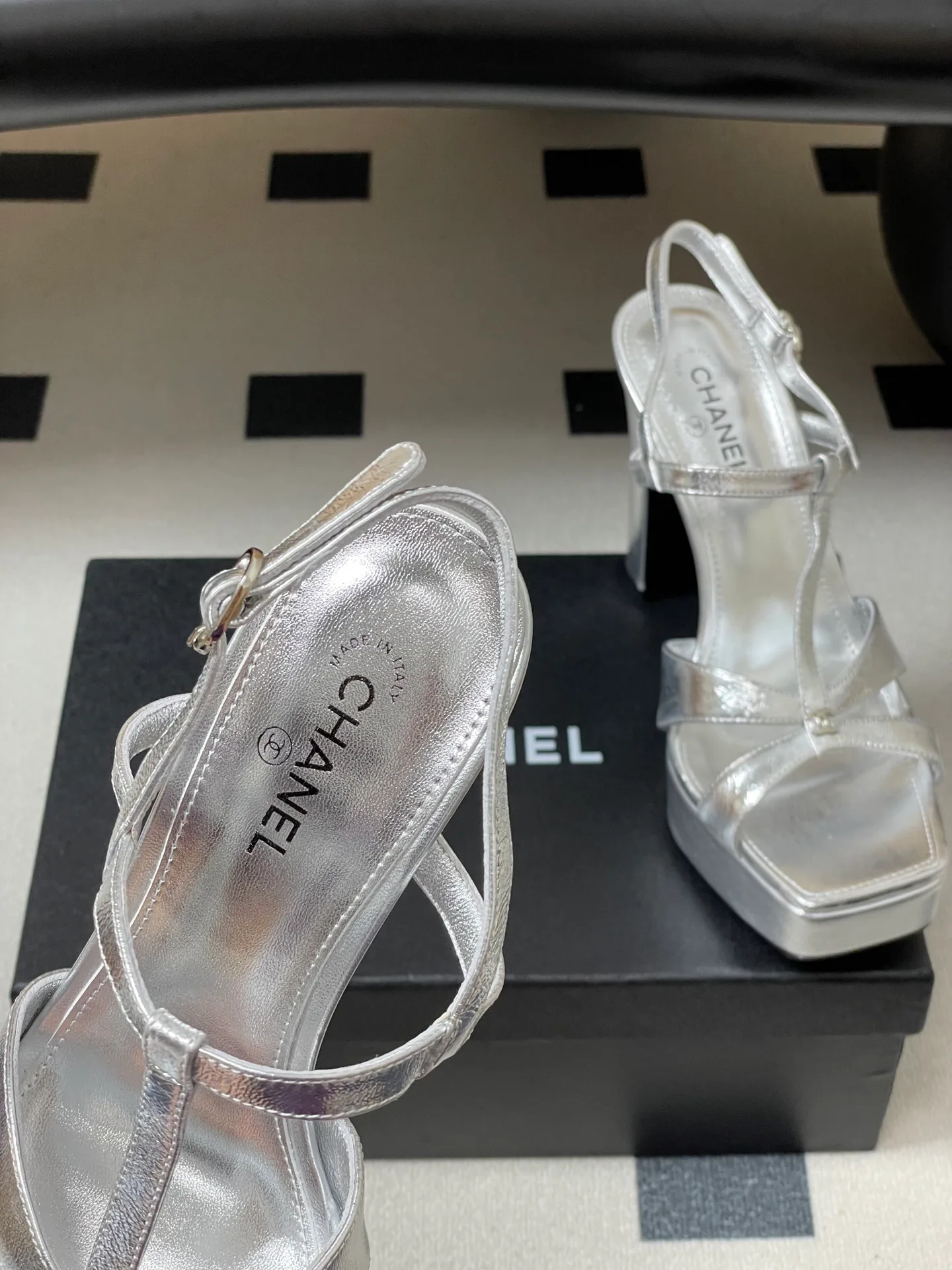 Босоножки Женские Chanel 12936264
