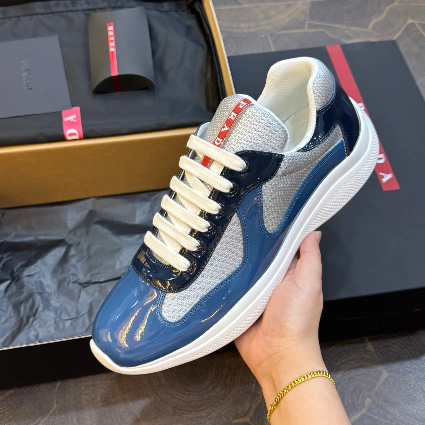 Кроссовки Женские Prada 18267046