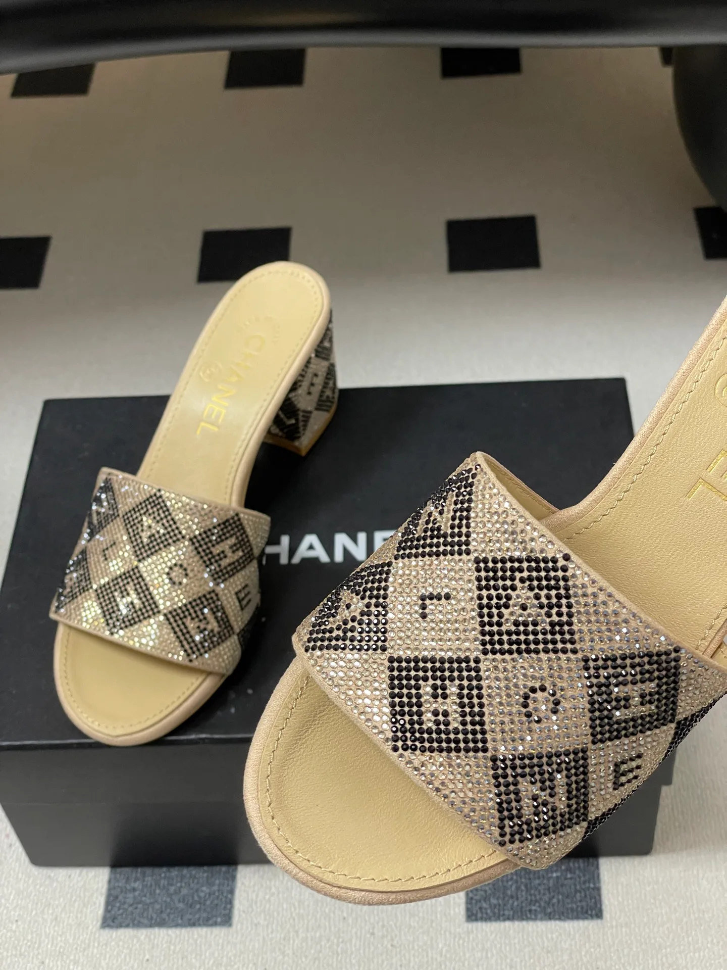 Босоножки Женские Chanel 10993956