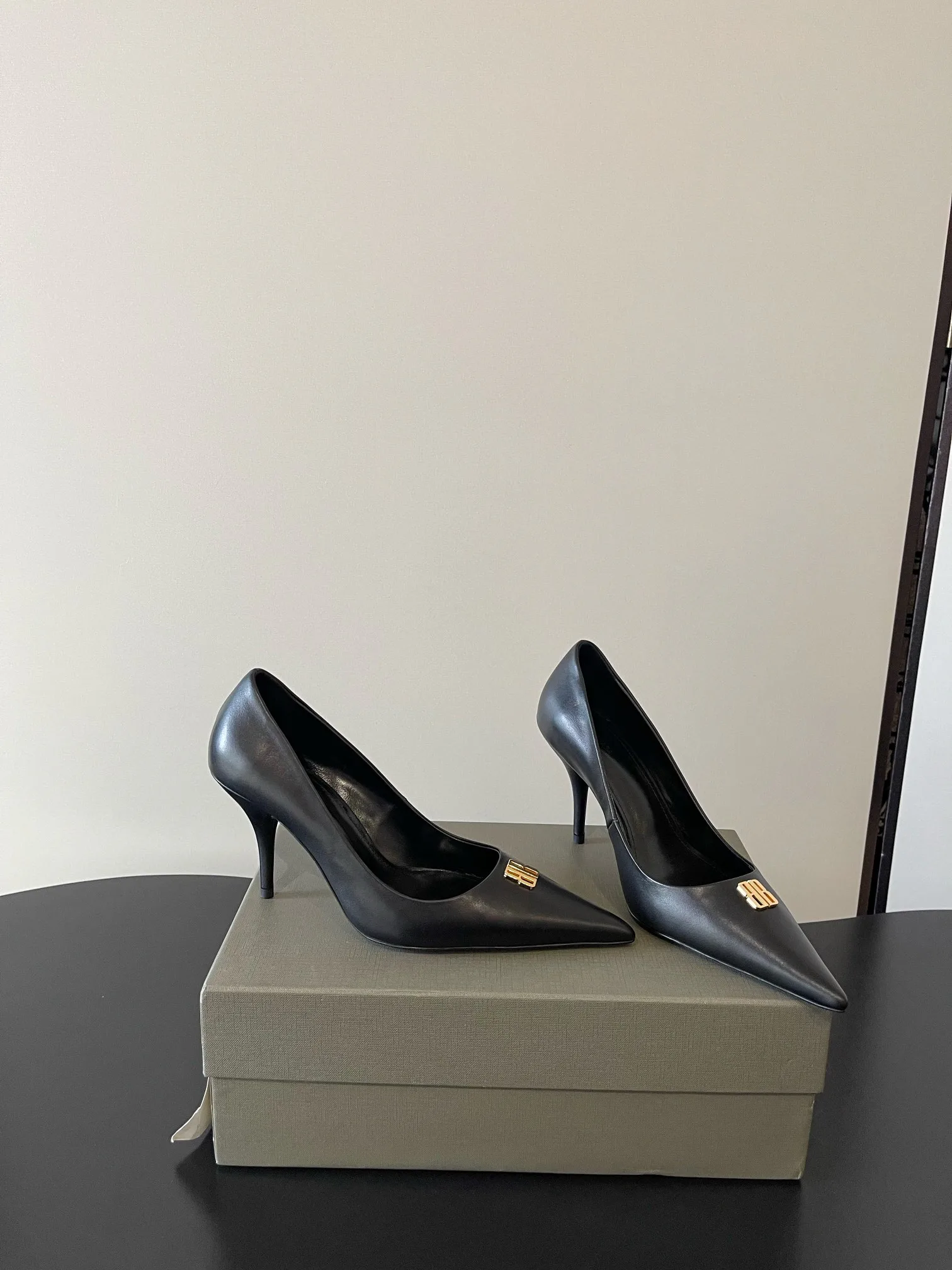 Босоножки Женские Balenciaga 11461086