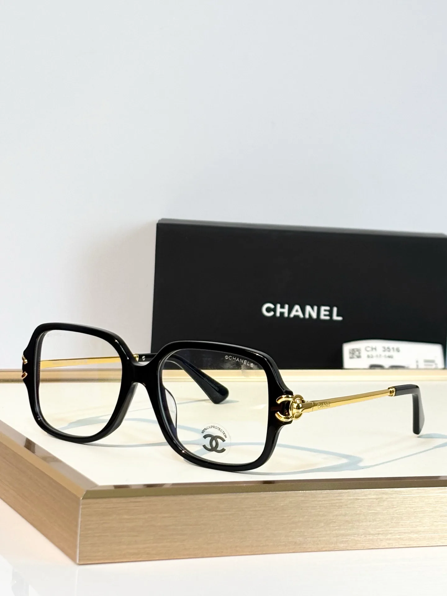 Очки Chanel 18239240