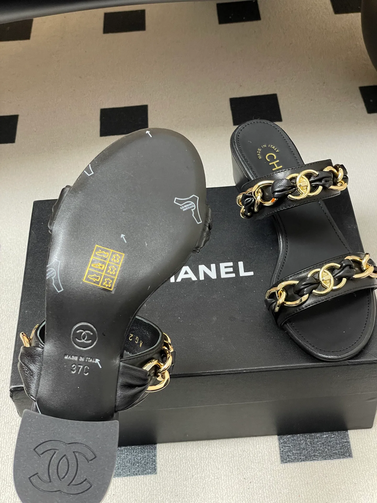 Босоножки Женские Chanel 12810839