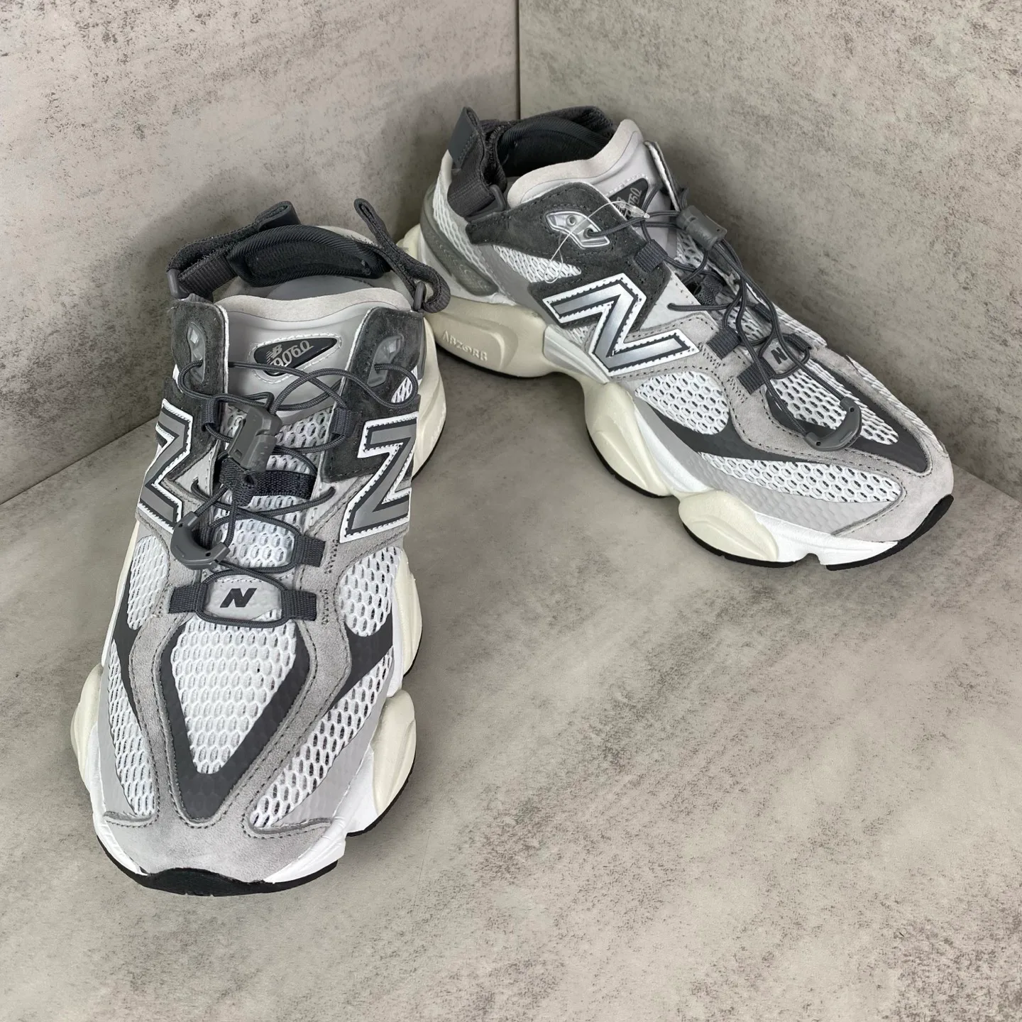 Кроссовки Женские New Balance 17460388