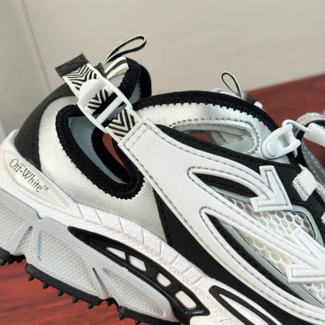 Кроссовки Женские Off-White 18100649