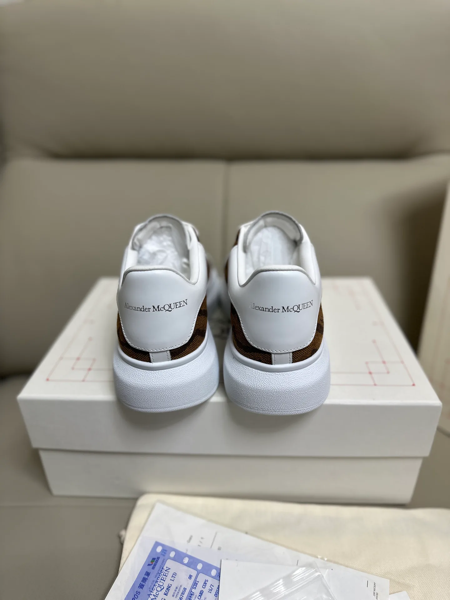 Кроссовки Женские Alexander Mcqueen 18616763