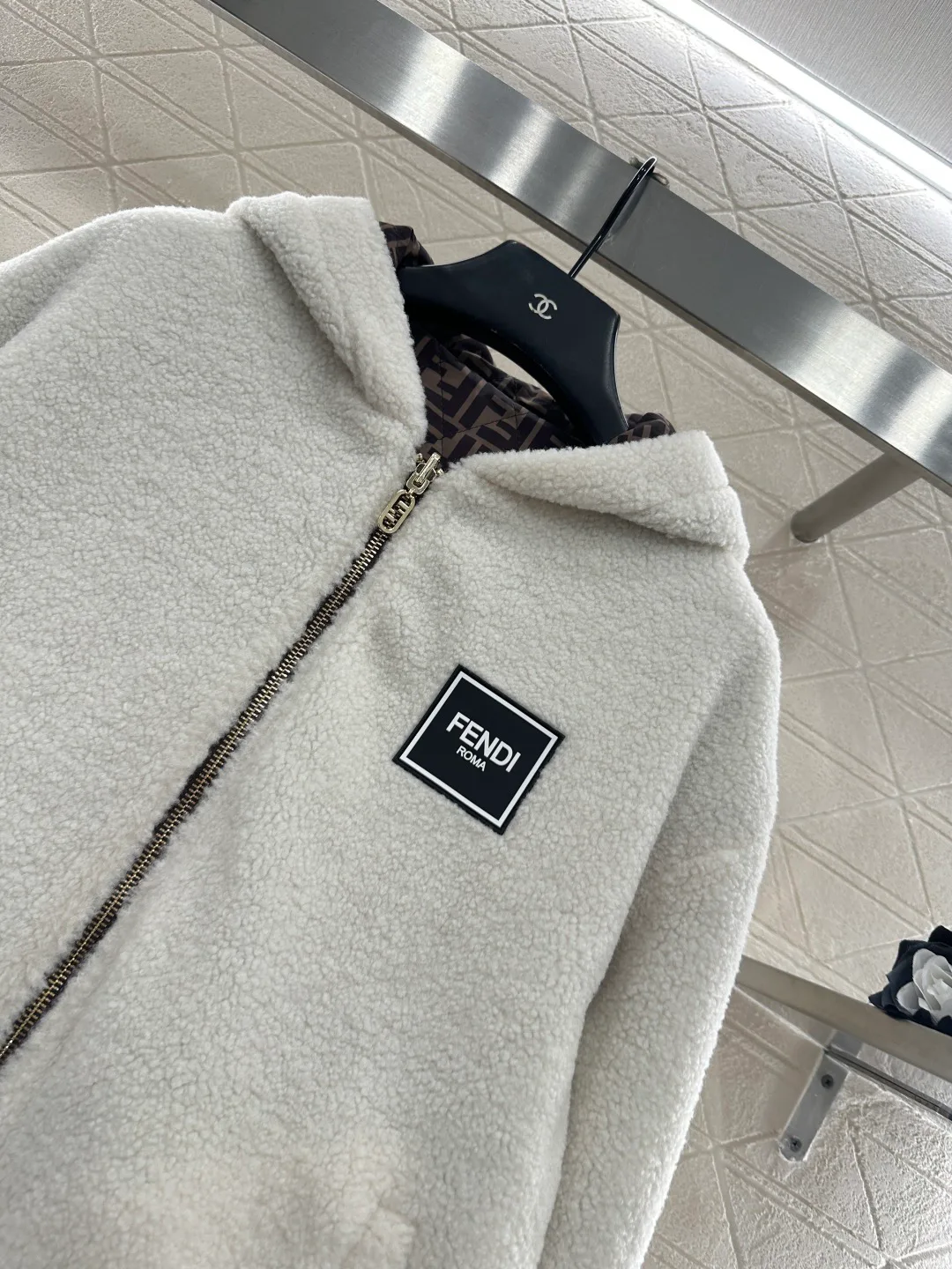 Куртки И Пуховики Женские Fendi 526906