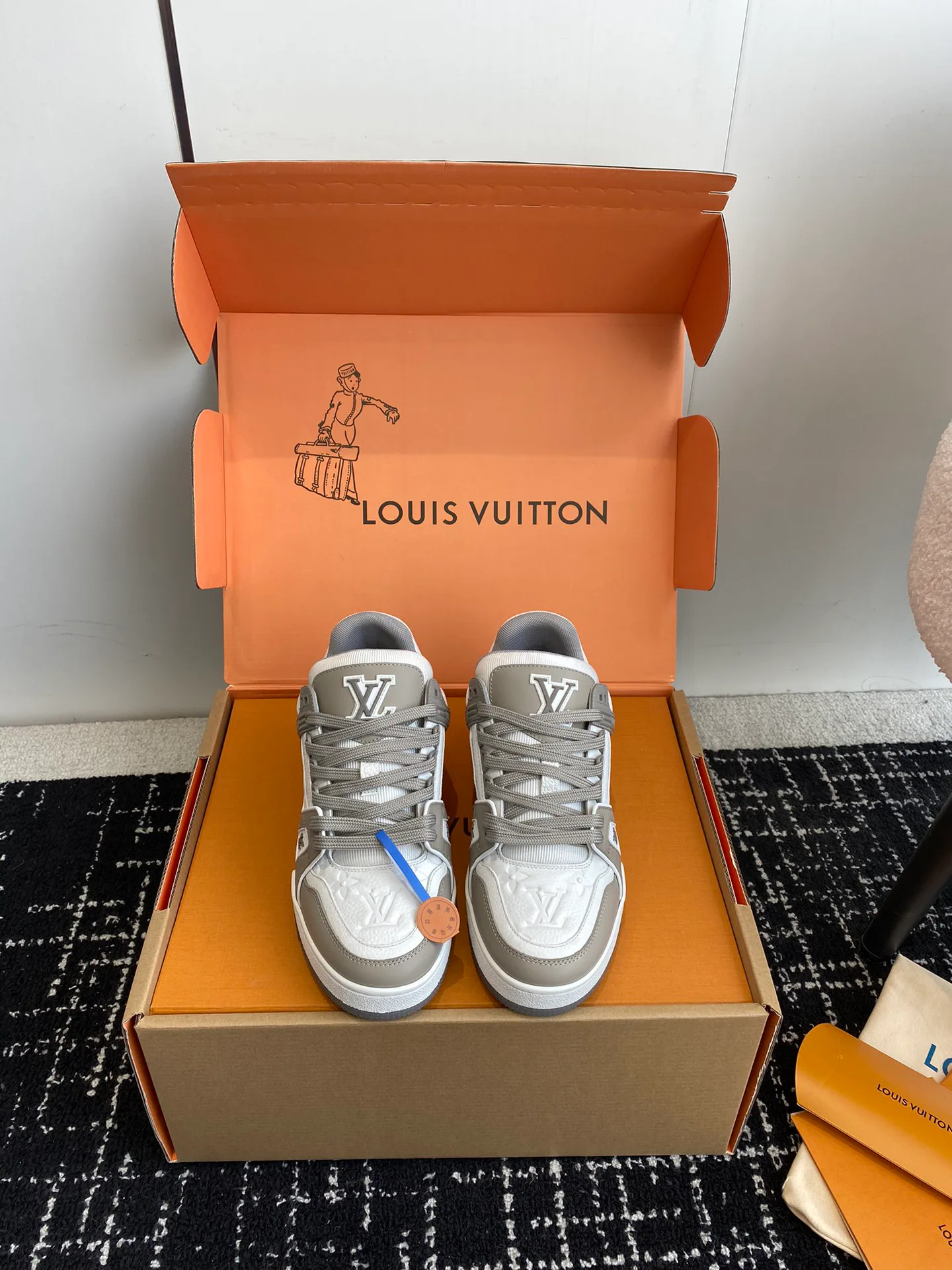 Кроссовки Женские Louis Vuitton 5790935
