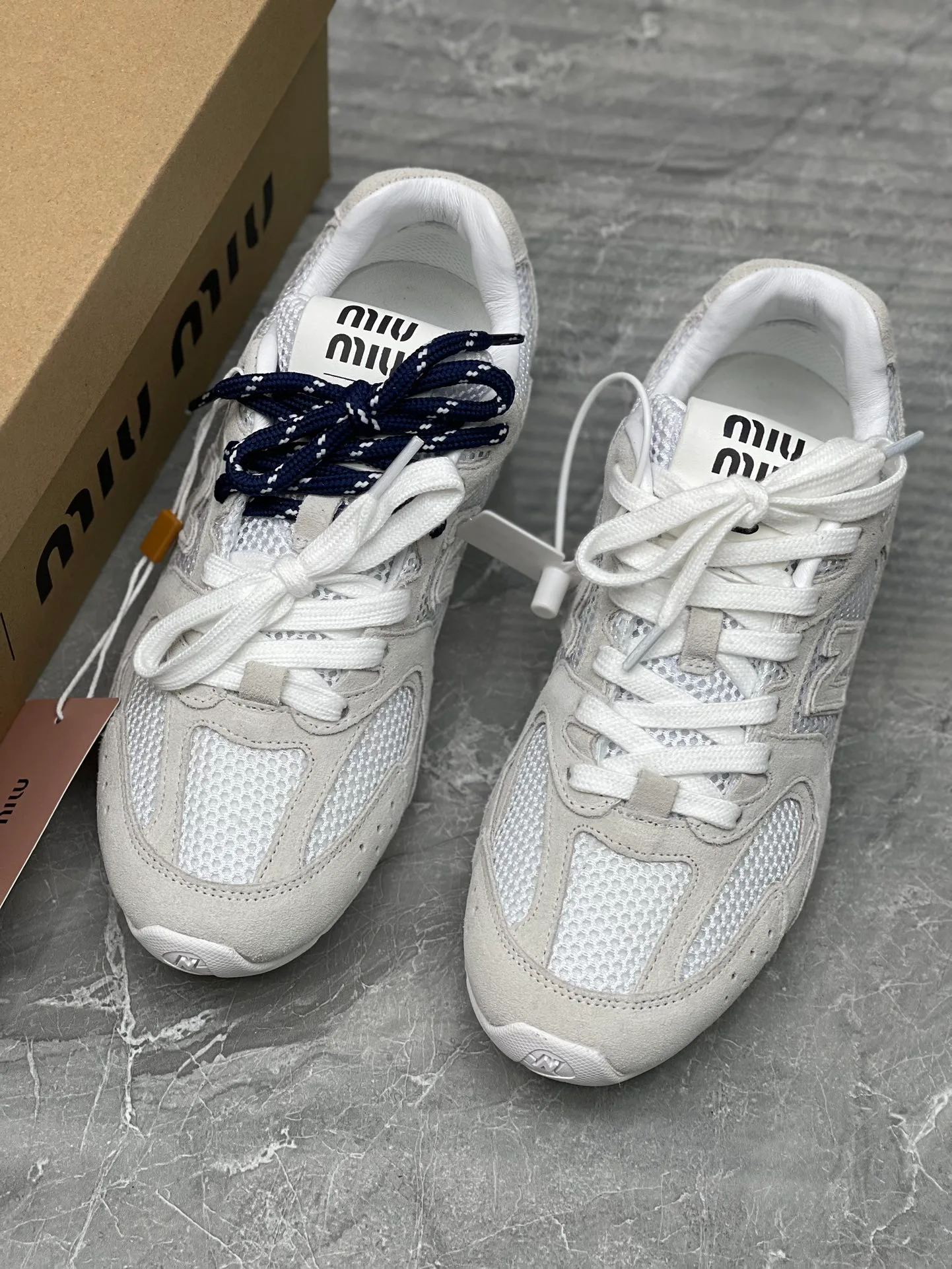 Кроссовки Женские Miu Miu 11567604