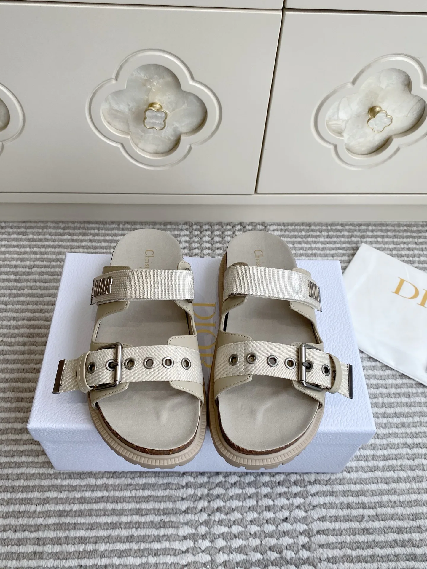 Сандалии Женские Christian Dior 12958190