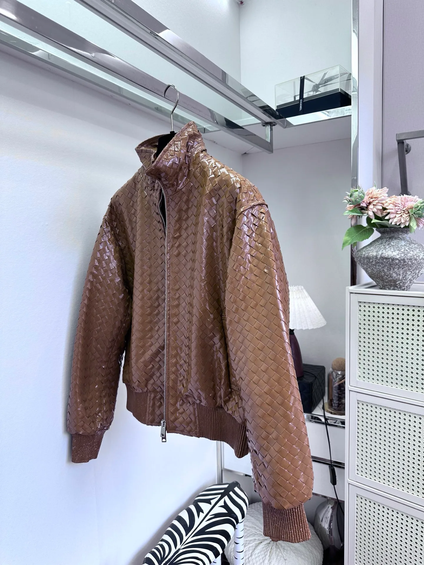 Кожаные Куртки И Дублёнки Женские Bottega Veneta 18721840