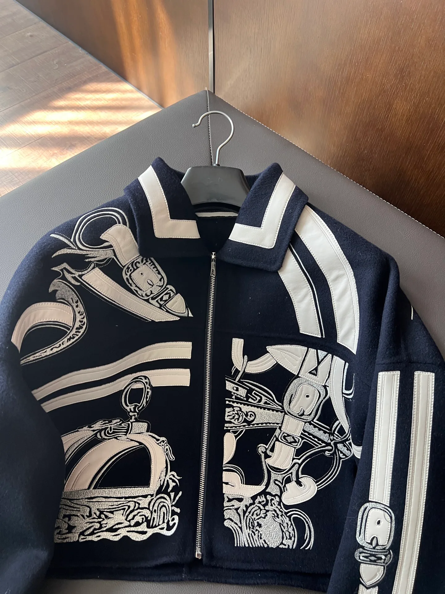 Куртки И Пуховики Женские Hermes 18376271