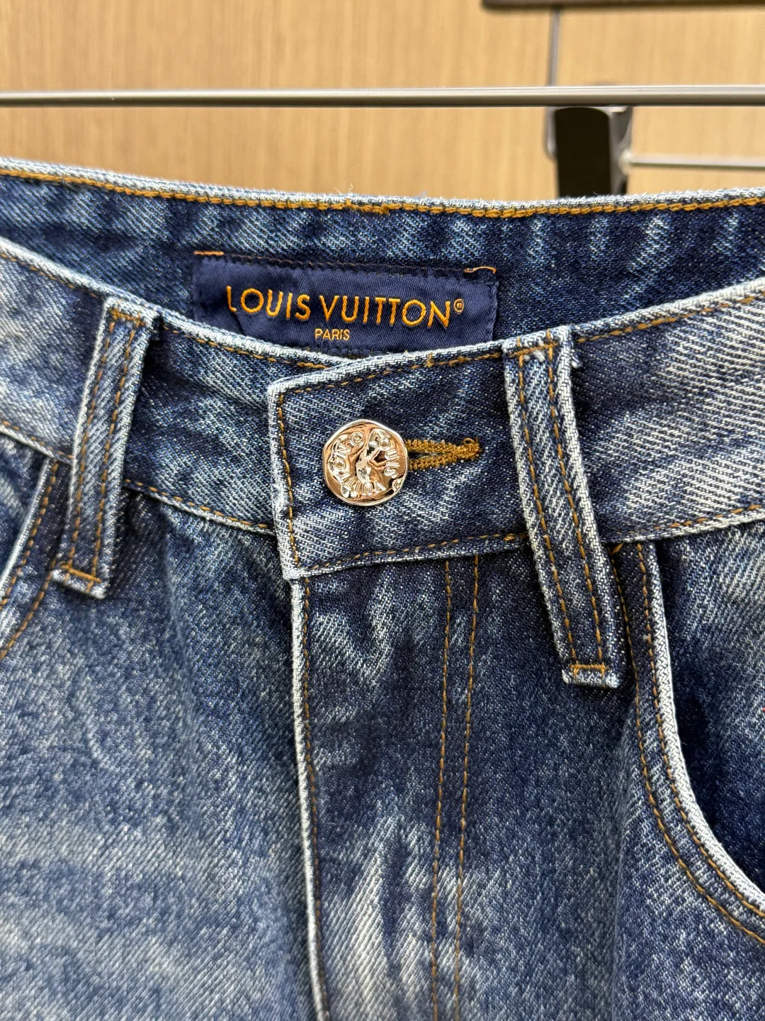 Джинсы Женские Louis Vuitton 12875516