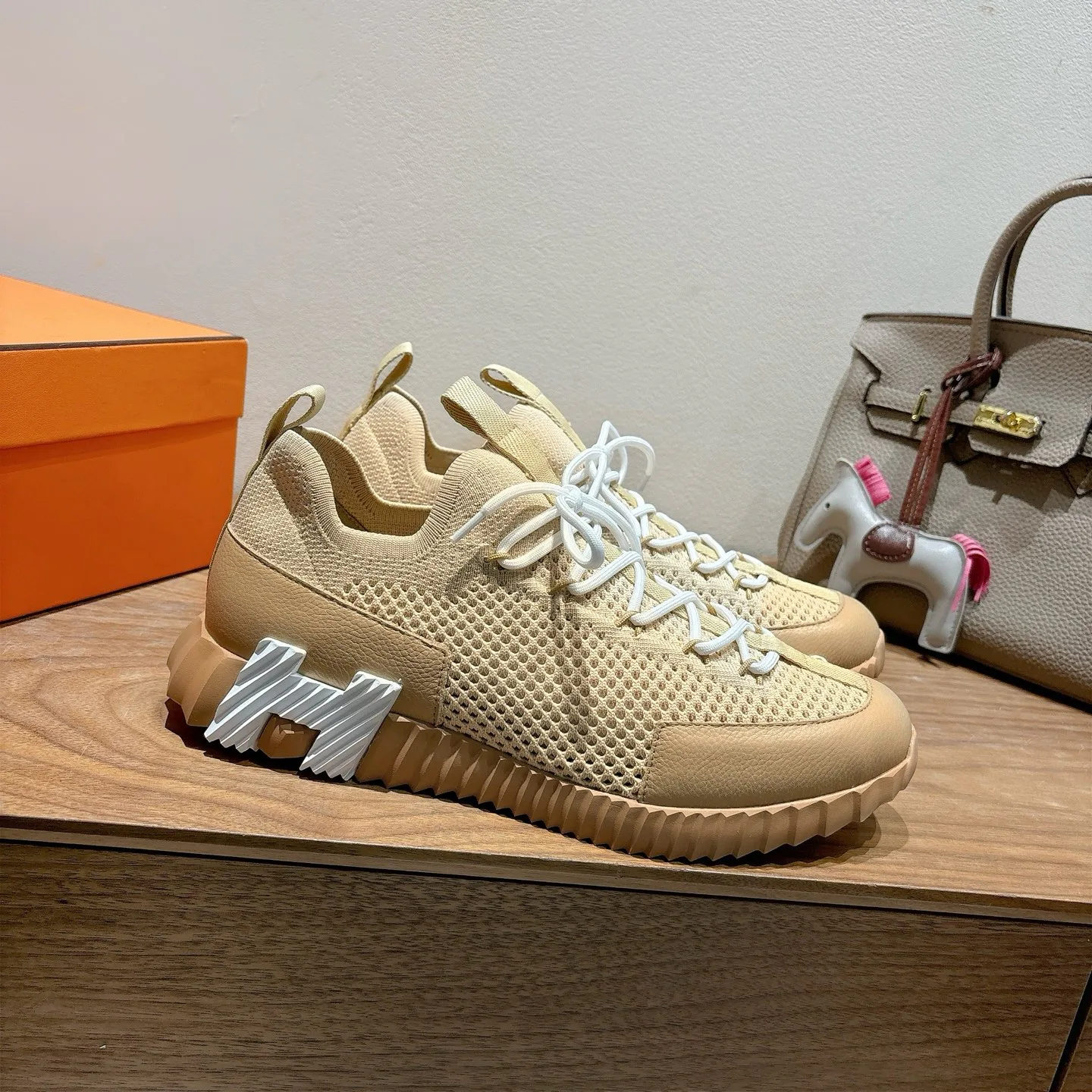 Кроссовки Женские Hermes 10031753