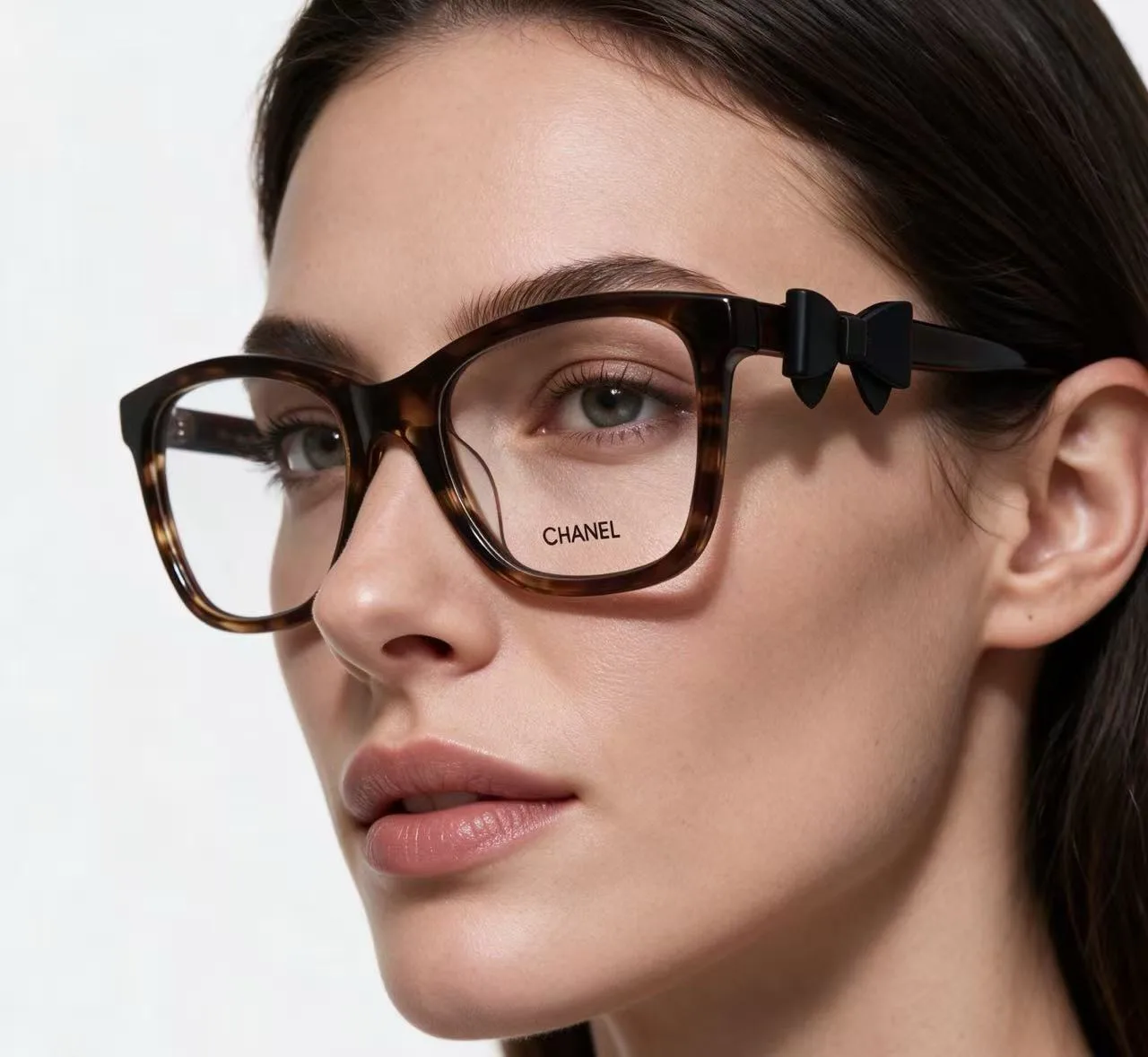 Очки Chanel 17949236
