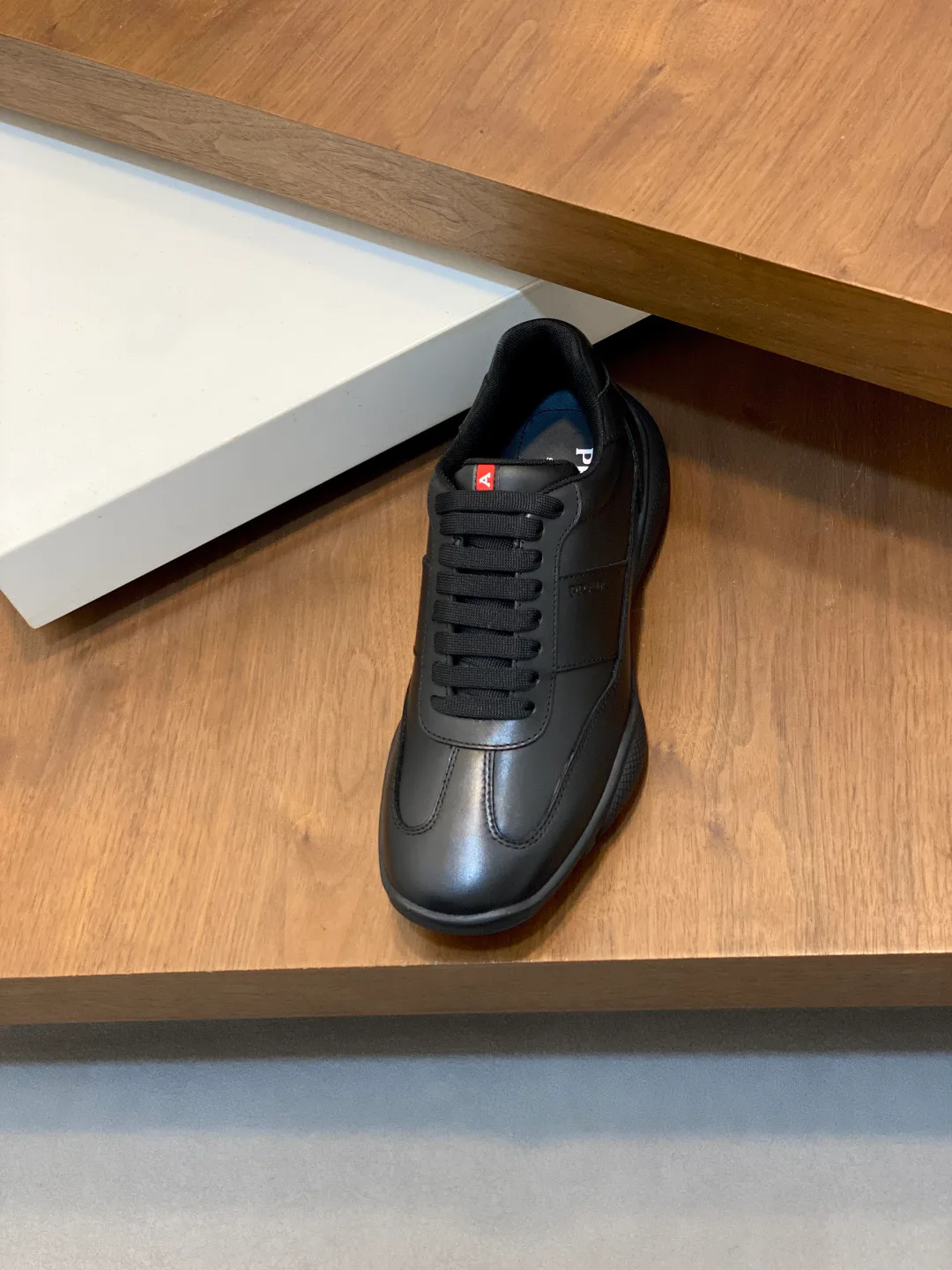 Кроссовки Мужские Prada 18055216