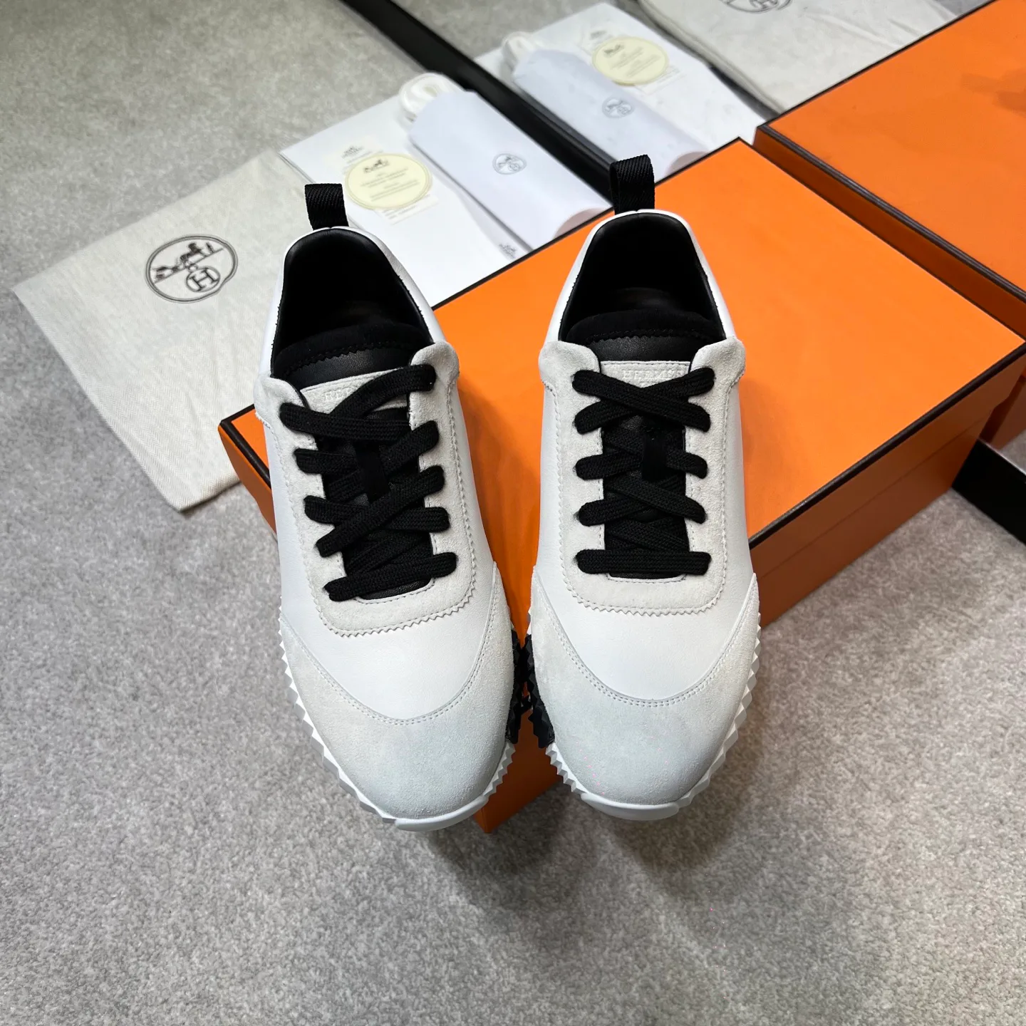 Кроссовки Женские Hermes 4024106