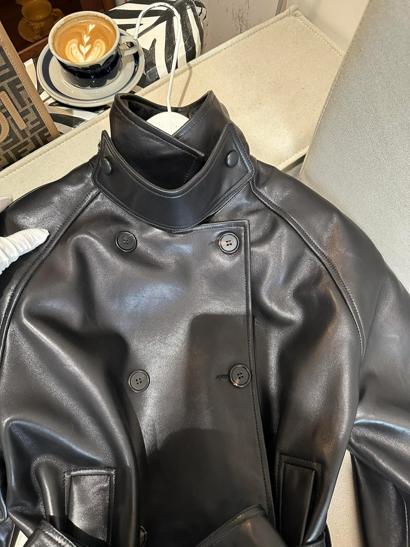 Кожаные Куртки И Дублёнки Женские Loewe 5173728
