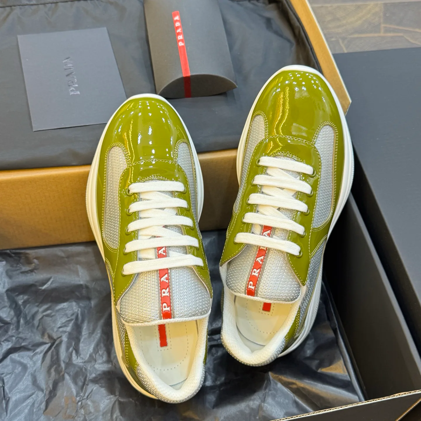 Кроссовки Женские Prada 18267048
