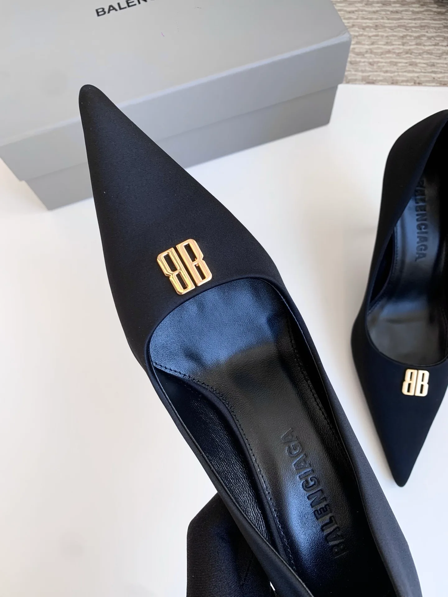 Туфли Женские Balenciaga 753436