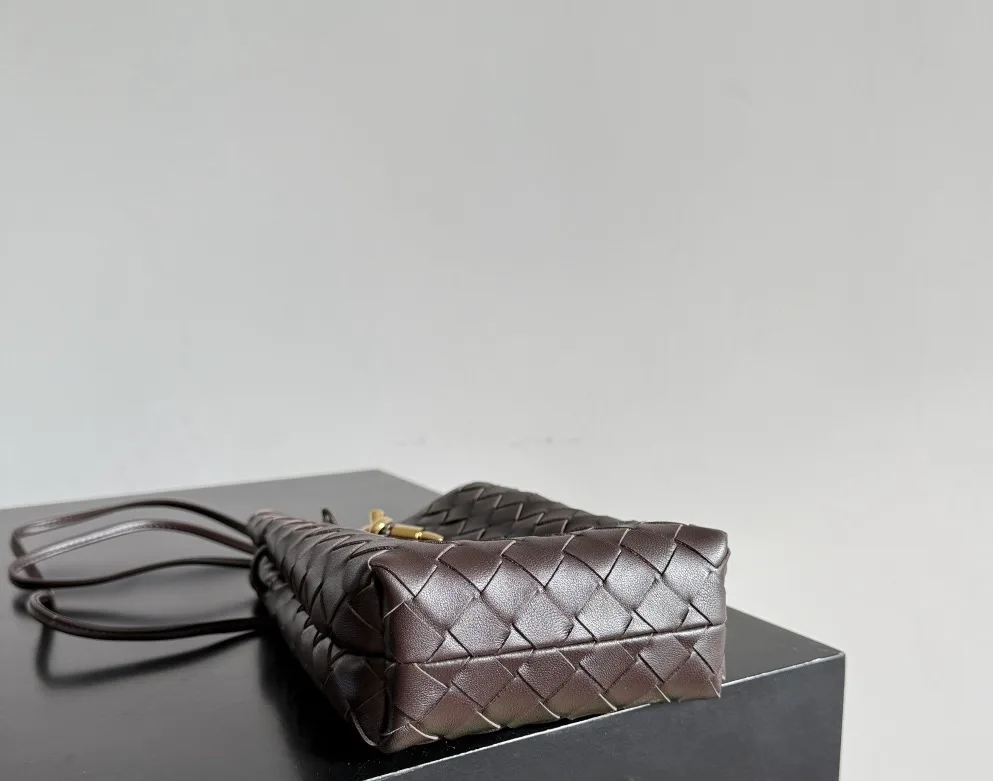 Сумки На Ремне Женские Bottega Veneta 11978390