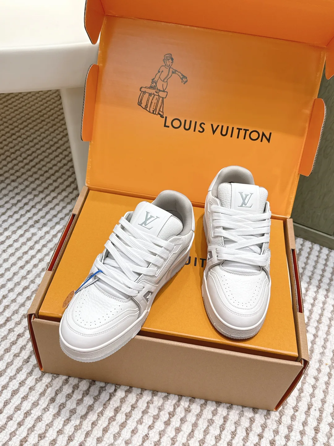 Кроссовки Женские Louis Vuitton 200729