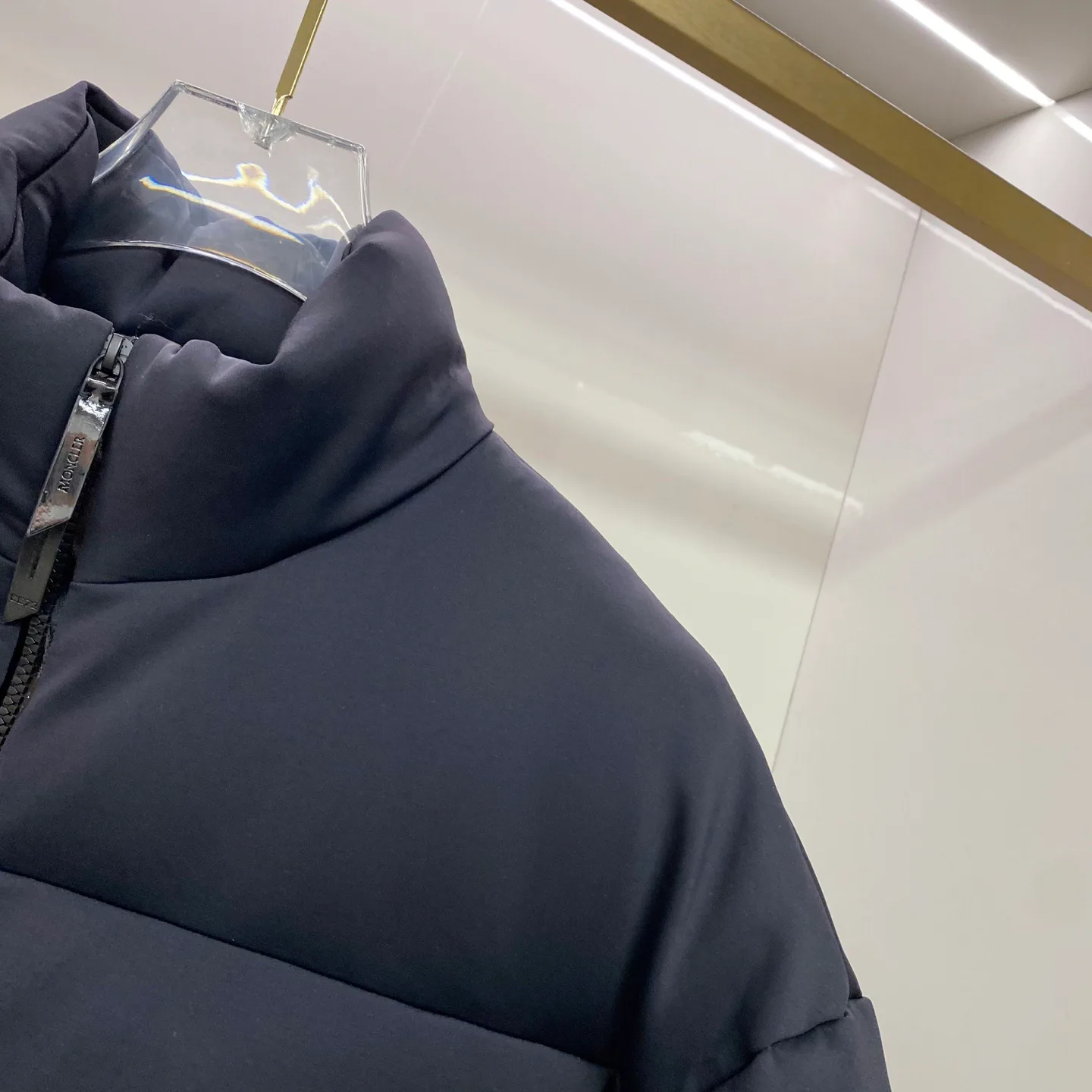 Куртки И Пуховики Мужские Moncler 1129723