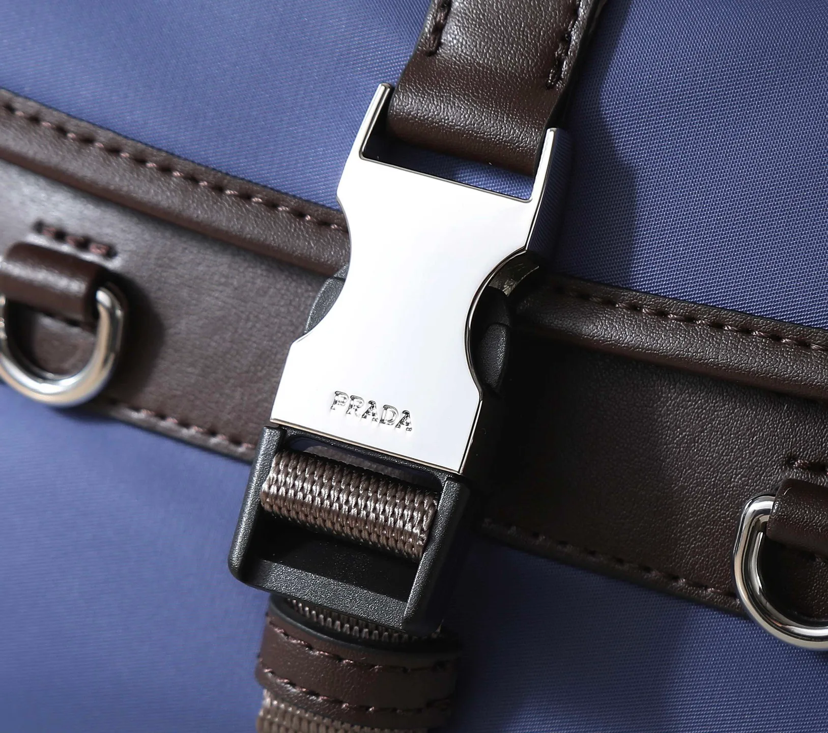 Сумки На Ремне Женские Prada 12757366