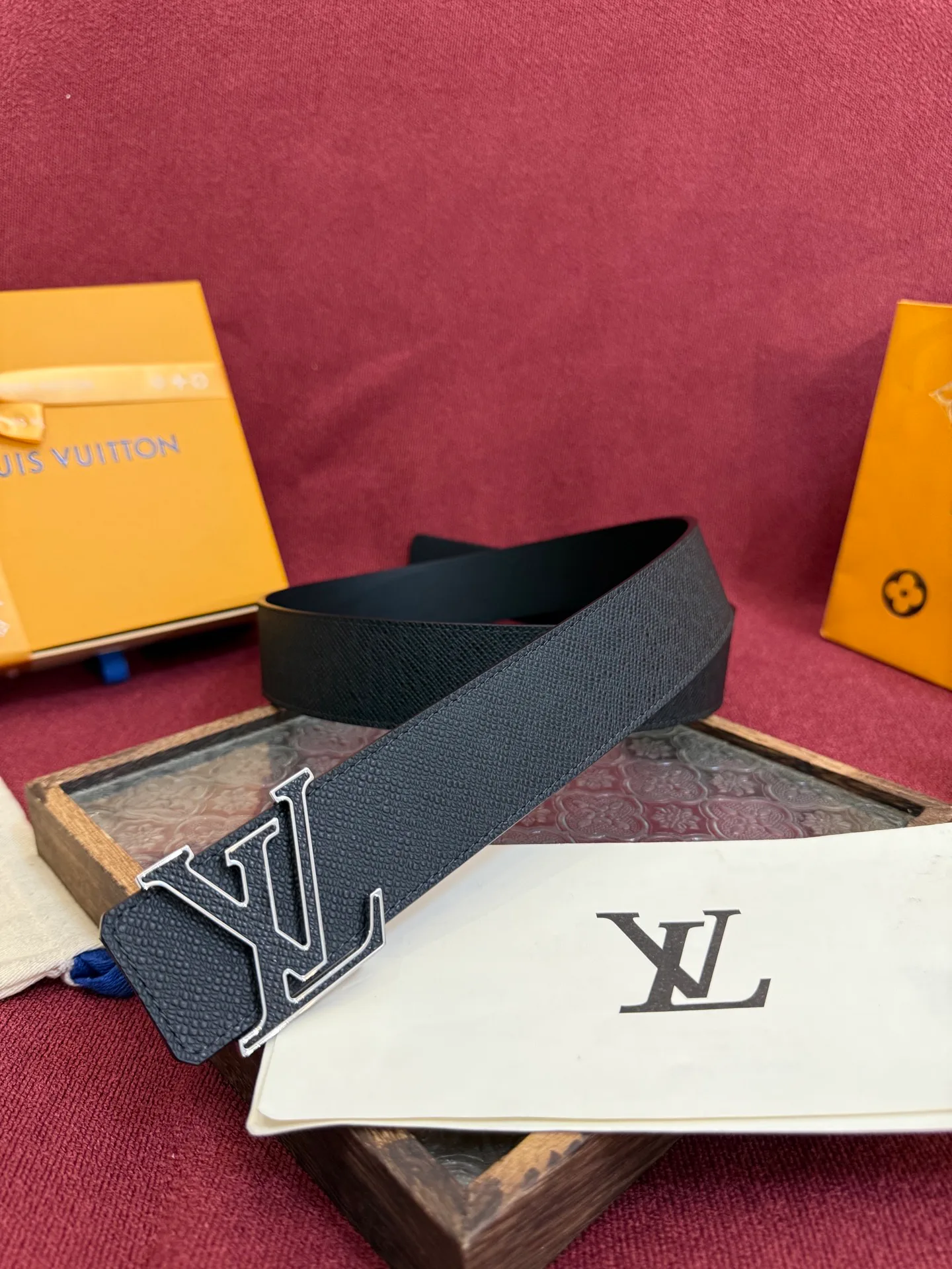 Ремни Louis Vuitton 5070261